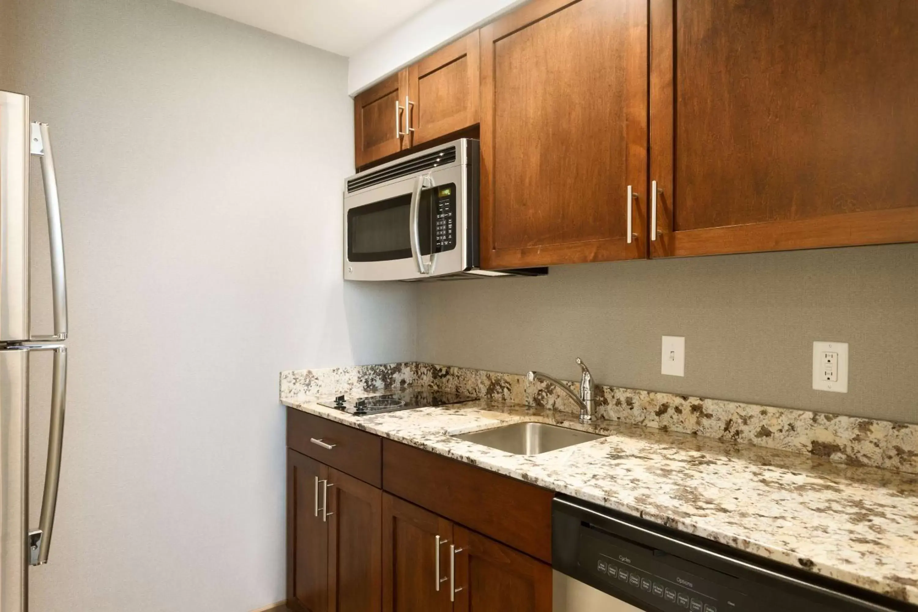 Kitchen or kitchenette, Kitchen/Kitchenette in Homewood Suites by Hilton Frederick