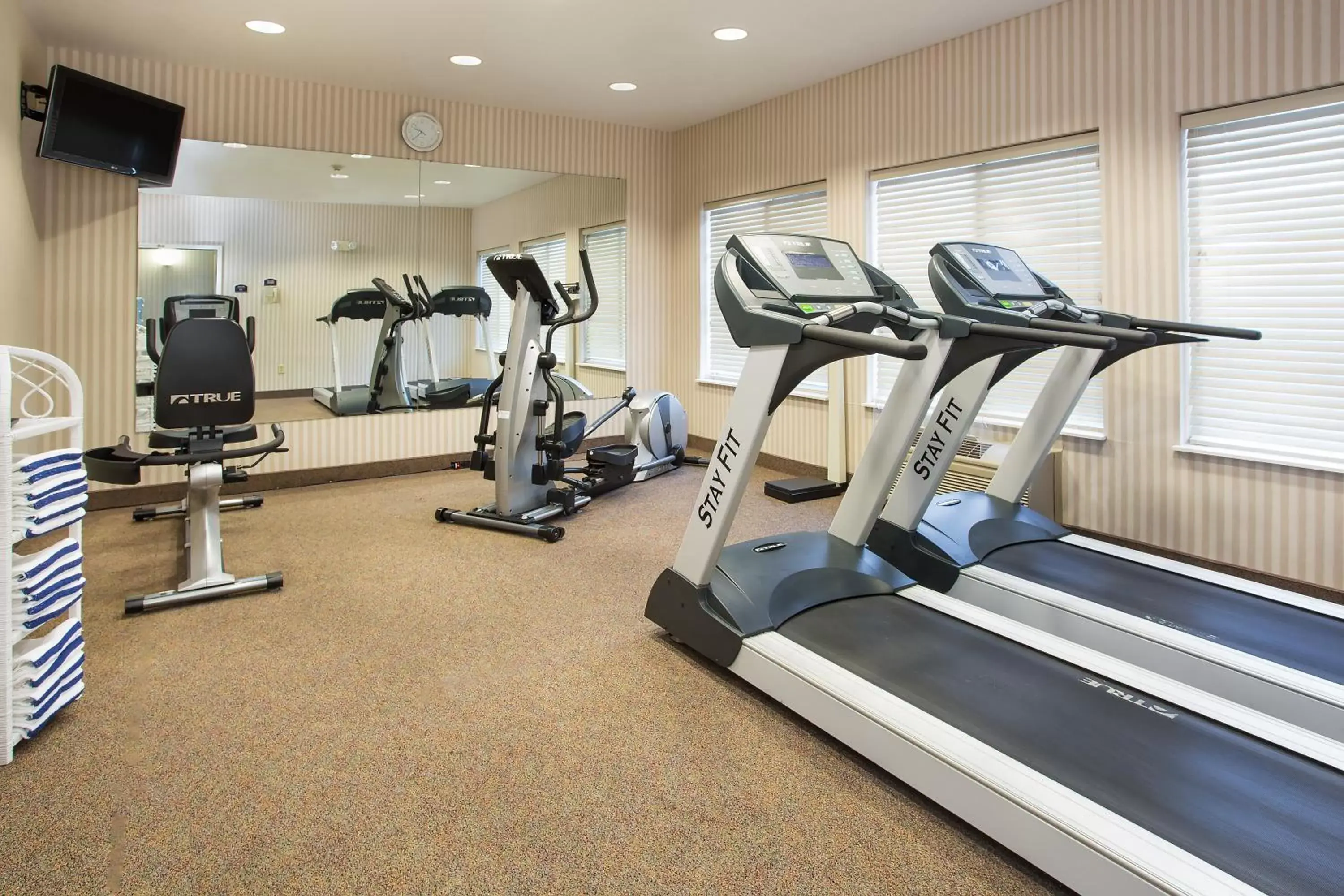 Fitness centre/facilities, Fitness Center/Facilities in Holiday Inn Express Hotel & Suites Marion, an IHG Hotel
