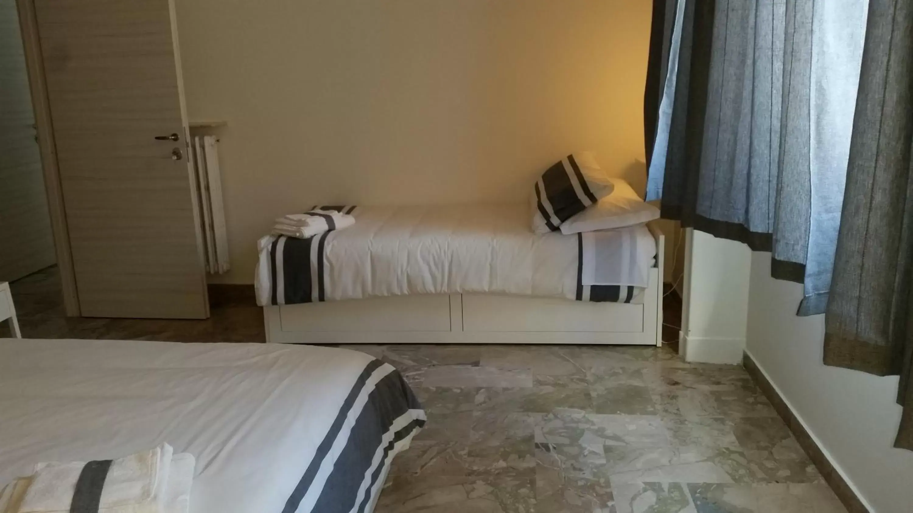 Triple Room with Private Bathroom - single occupancy in B&B Casa Rosellina Triple Room with Private Bathroom - single occupancy in B&B Casa Rosellina