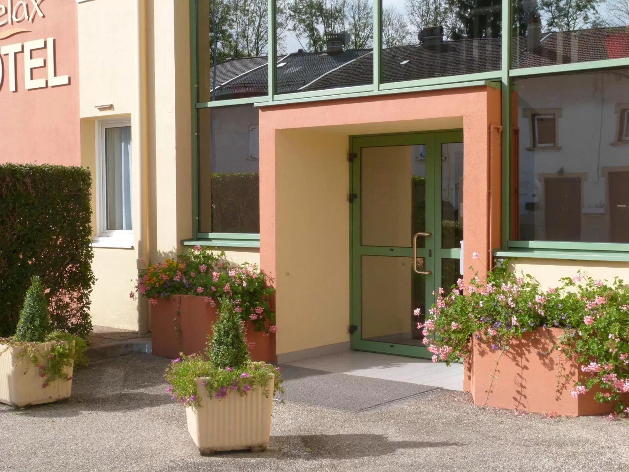 Facade/entrance in Relax Hotel