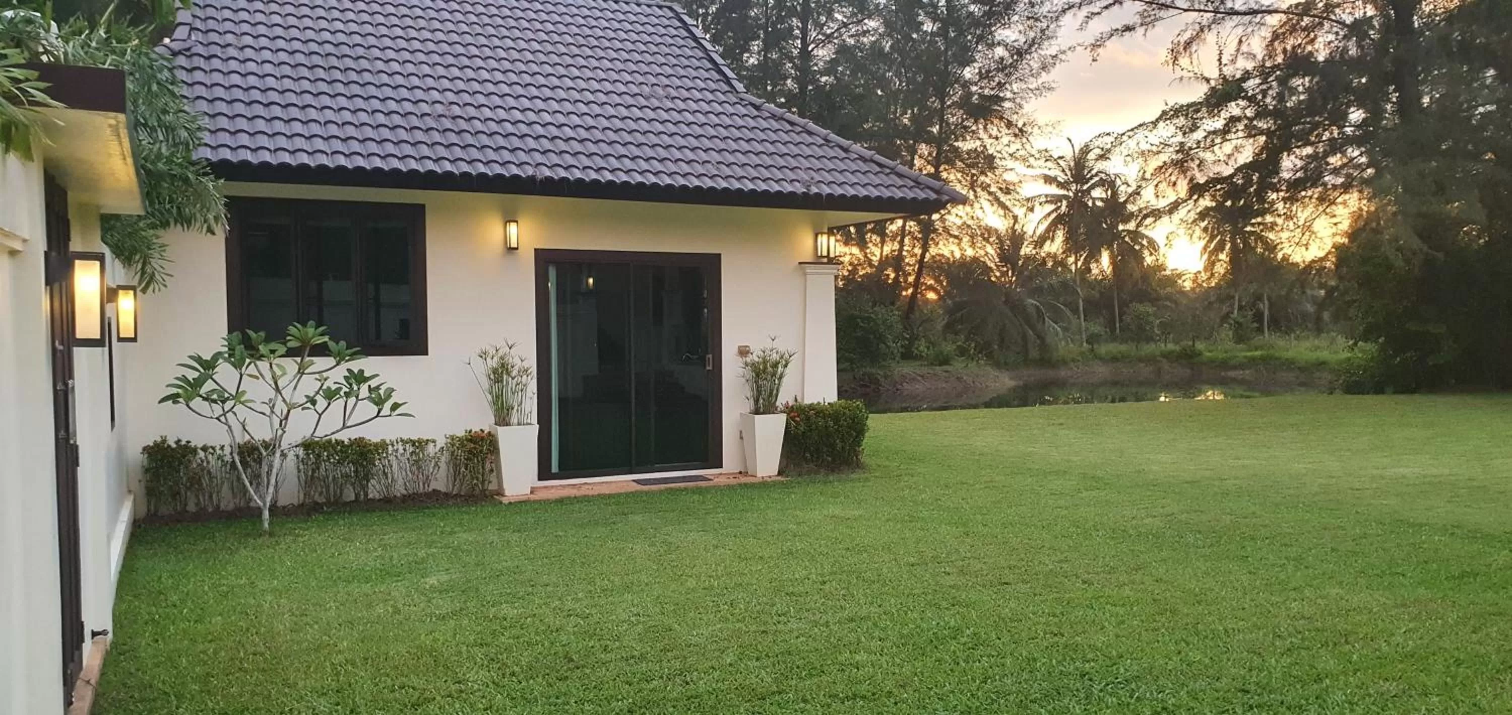 Garden in ThaiLife Wellness & Meditation Resort- SHA Plus