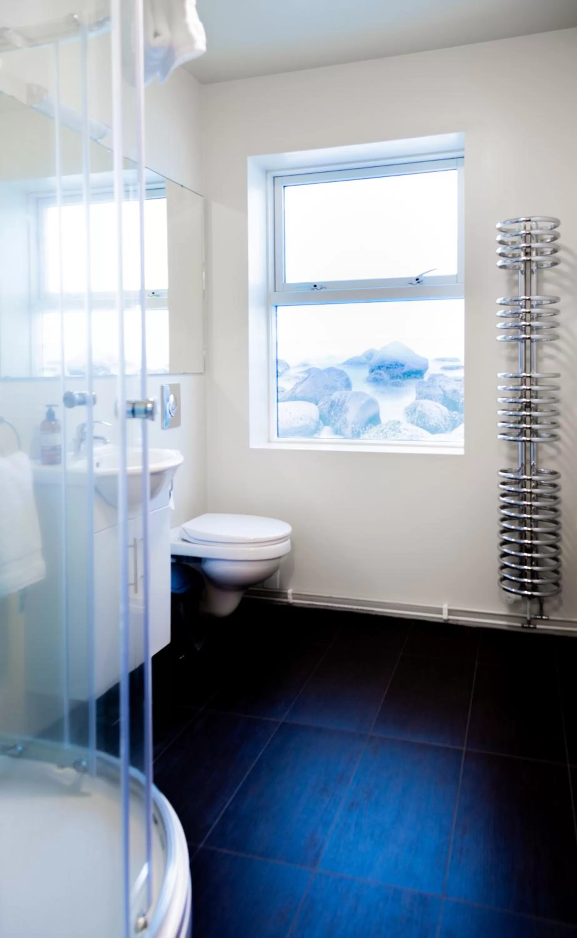 Shower in Westman Islands Inn