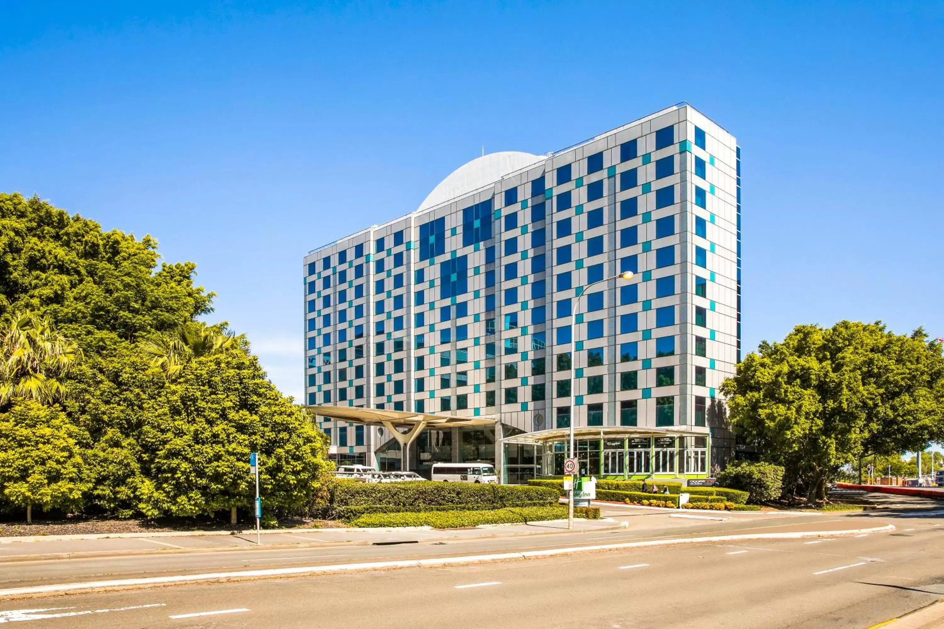 Property Building in Holiday Inn Sydney Airport, an IHG Hotel