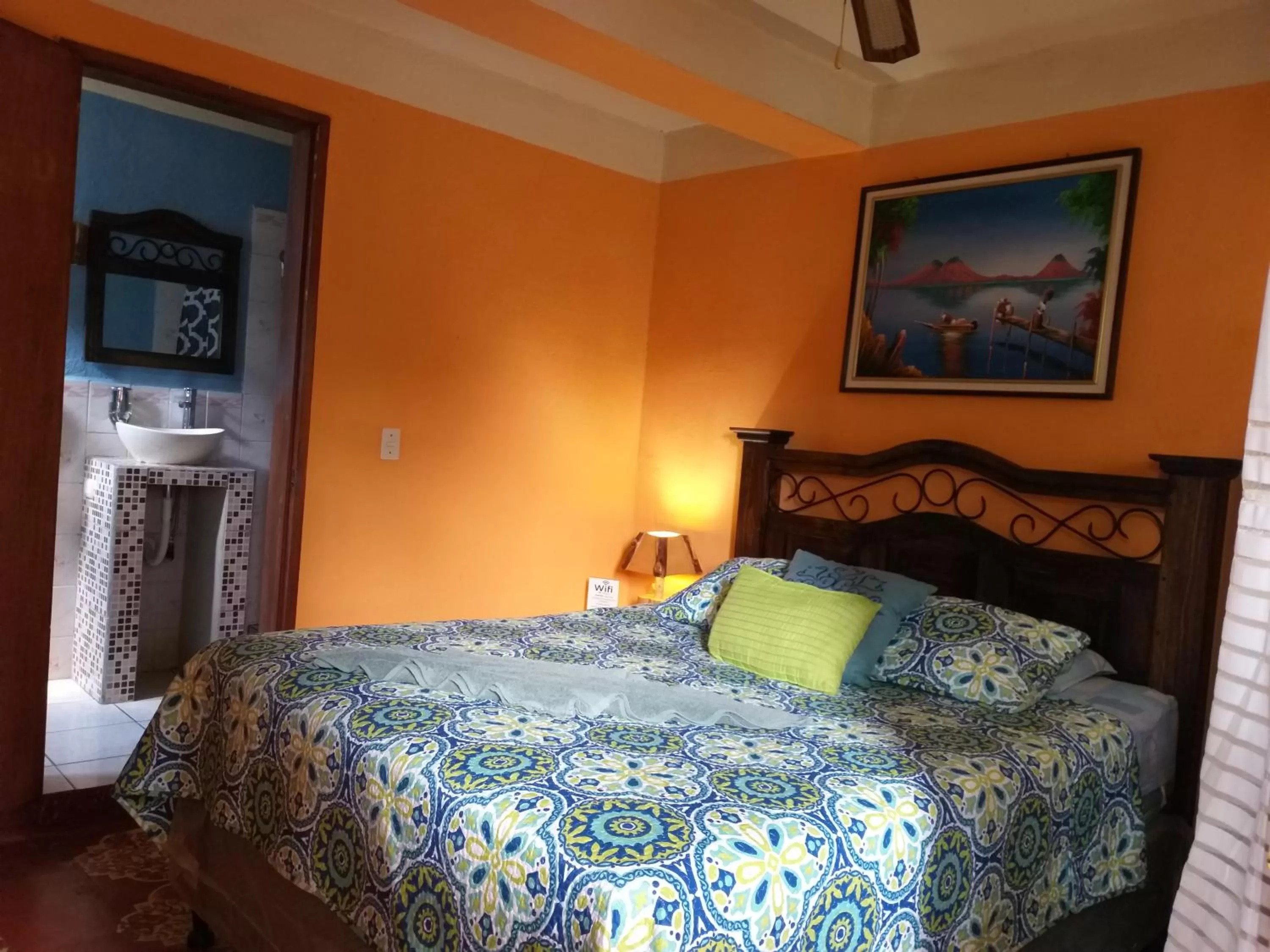 Photo of the whole room, Bed in Hospedaje El Viajero