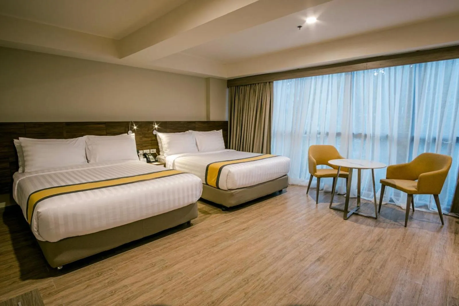 Bed in SureStay Plus by Best Western Cebu City