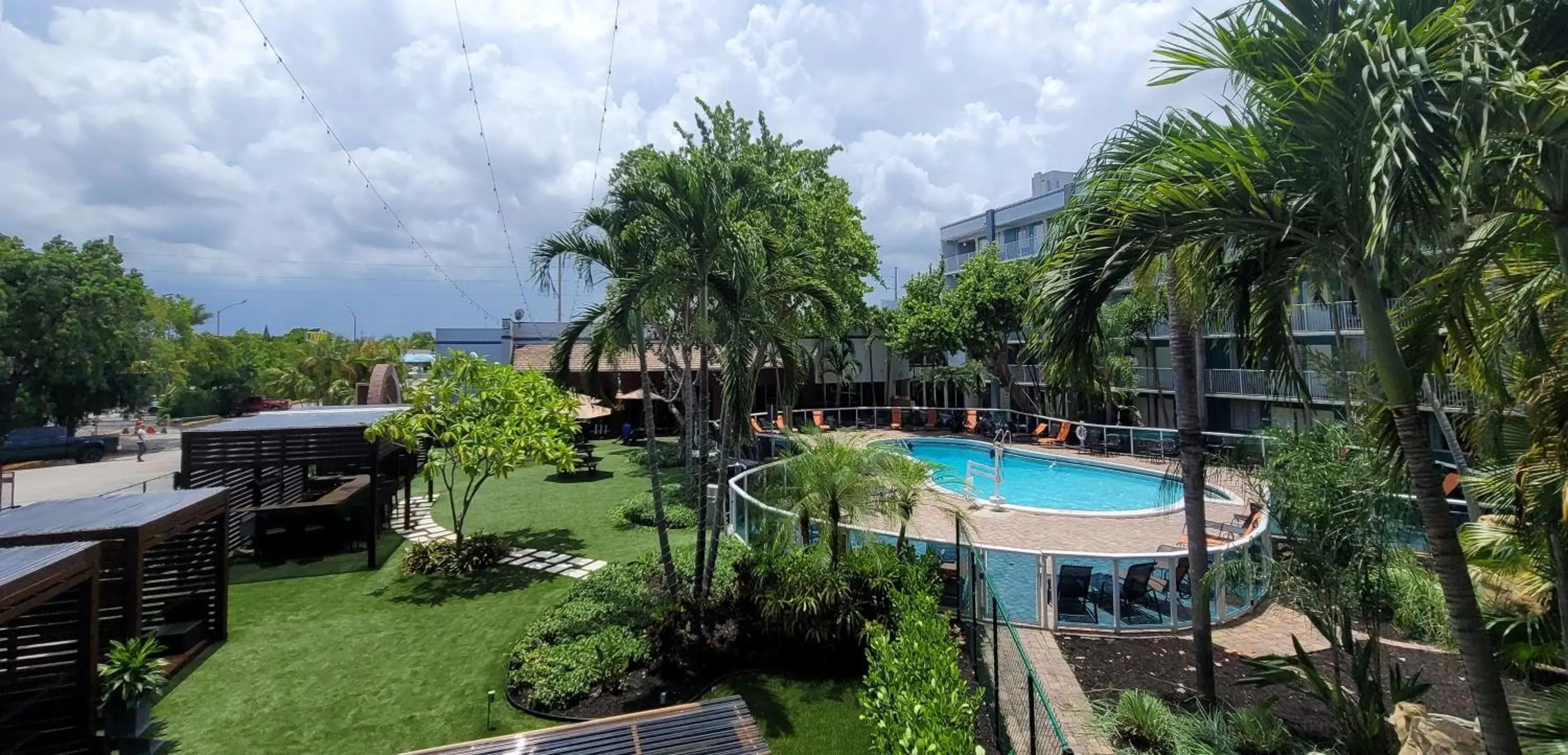 Garden view, Pool View in Fort Lauderdale Grand Hotel