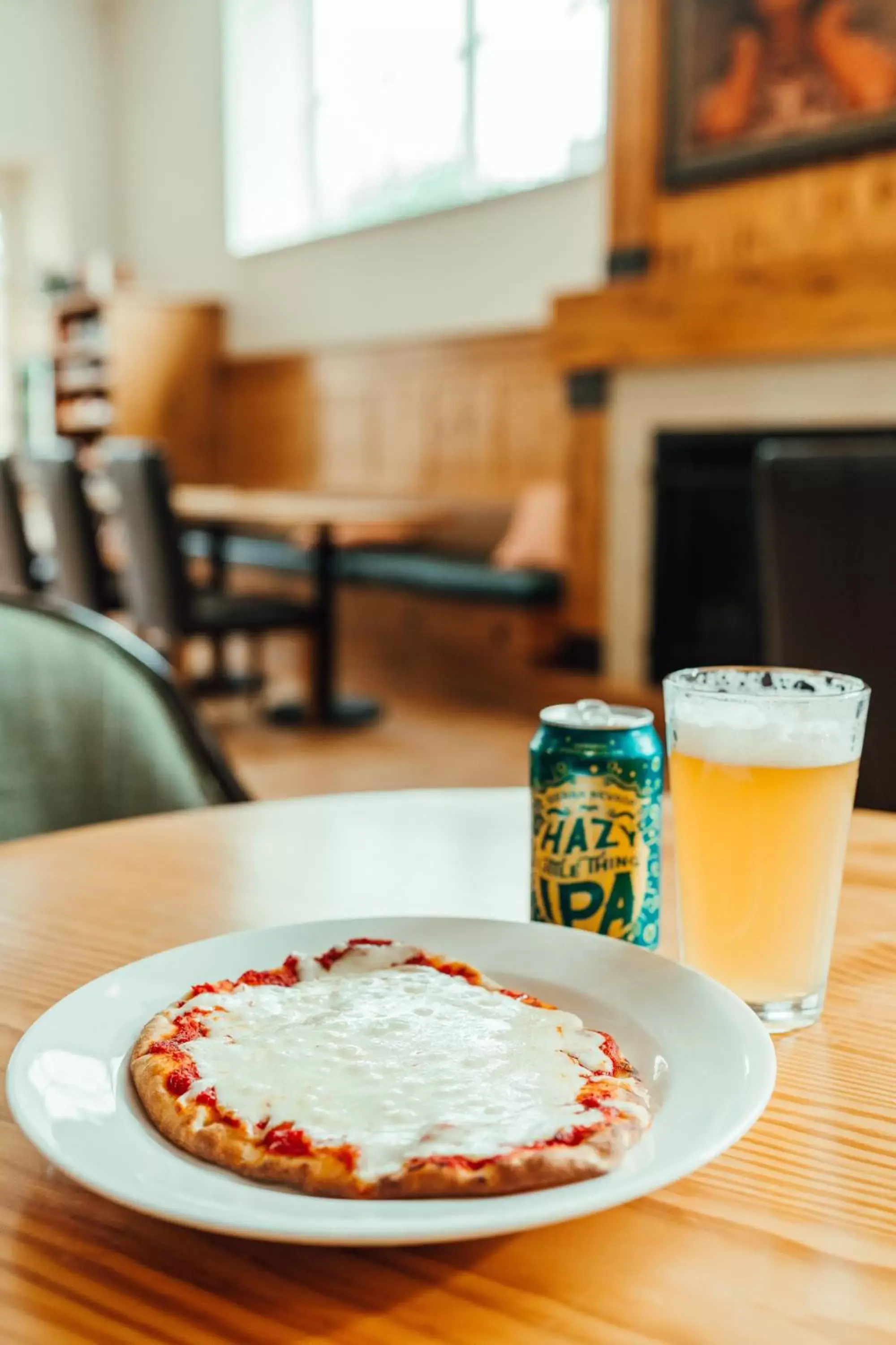 Food and drinks in Hotel Skyler Syracuse, Tapestry Collection by Hilton Food and drinks in Hotel Skyler Syracuse, Tapestry Collection by Hilton