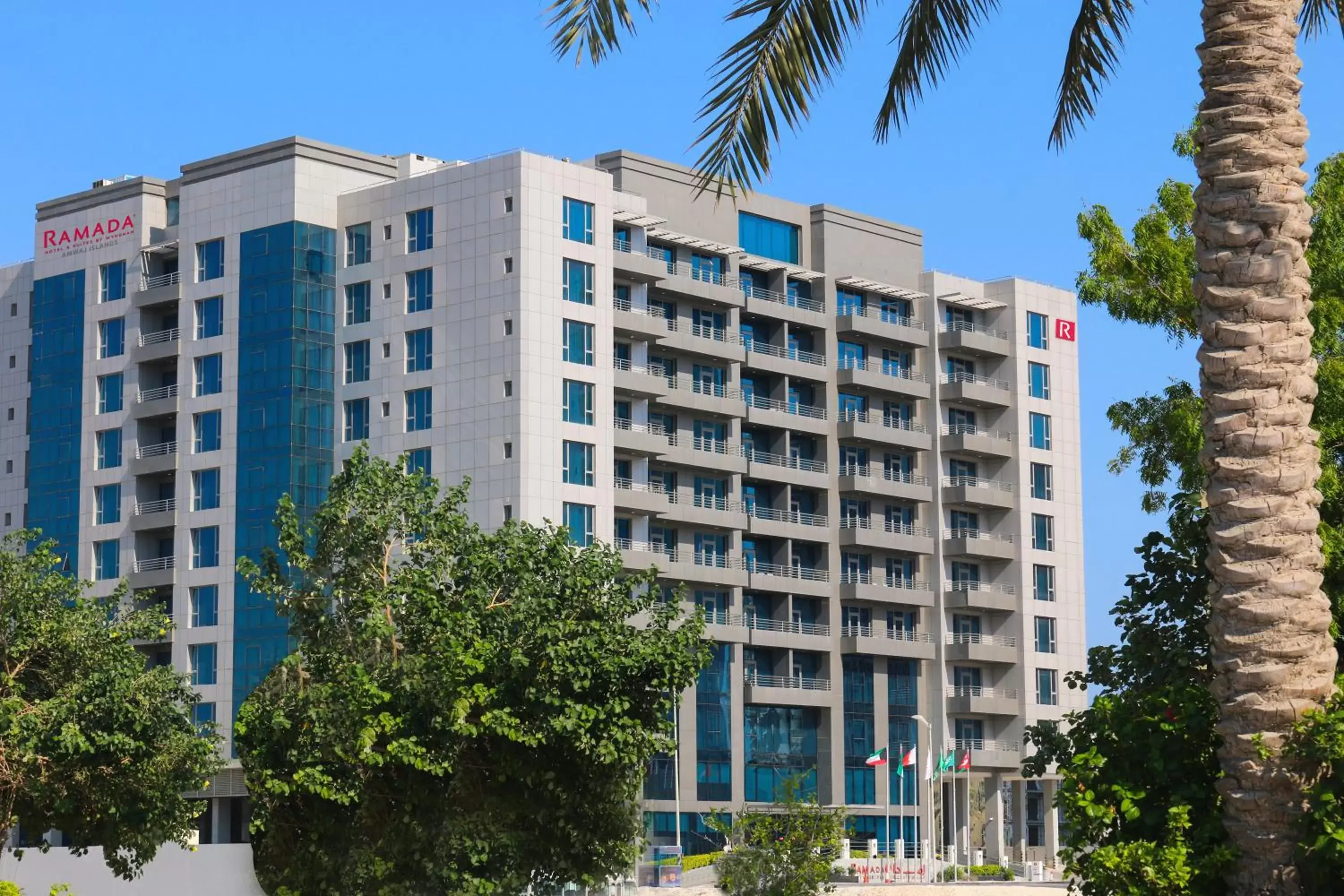 Facade/entrance, Property Building in Ramada Hotel and Suites Amwaj Islands