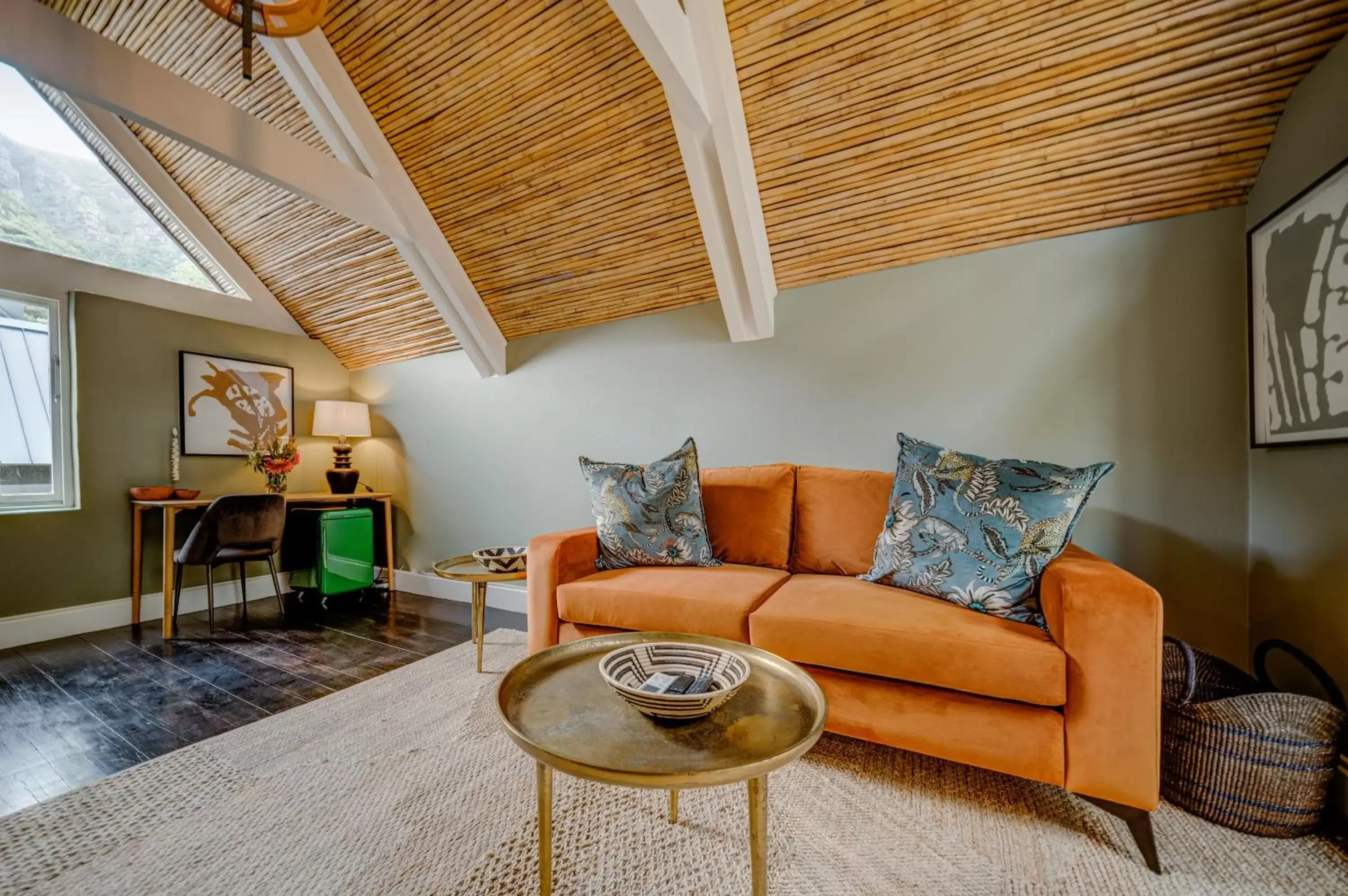 Maison Noir Deluxe Garden Room in Future Found Sanctuary by NEWMARK Maison Noir Deluxe Garden Room in Future Found Sanctuary by NEWMARK