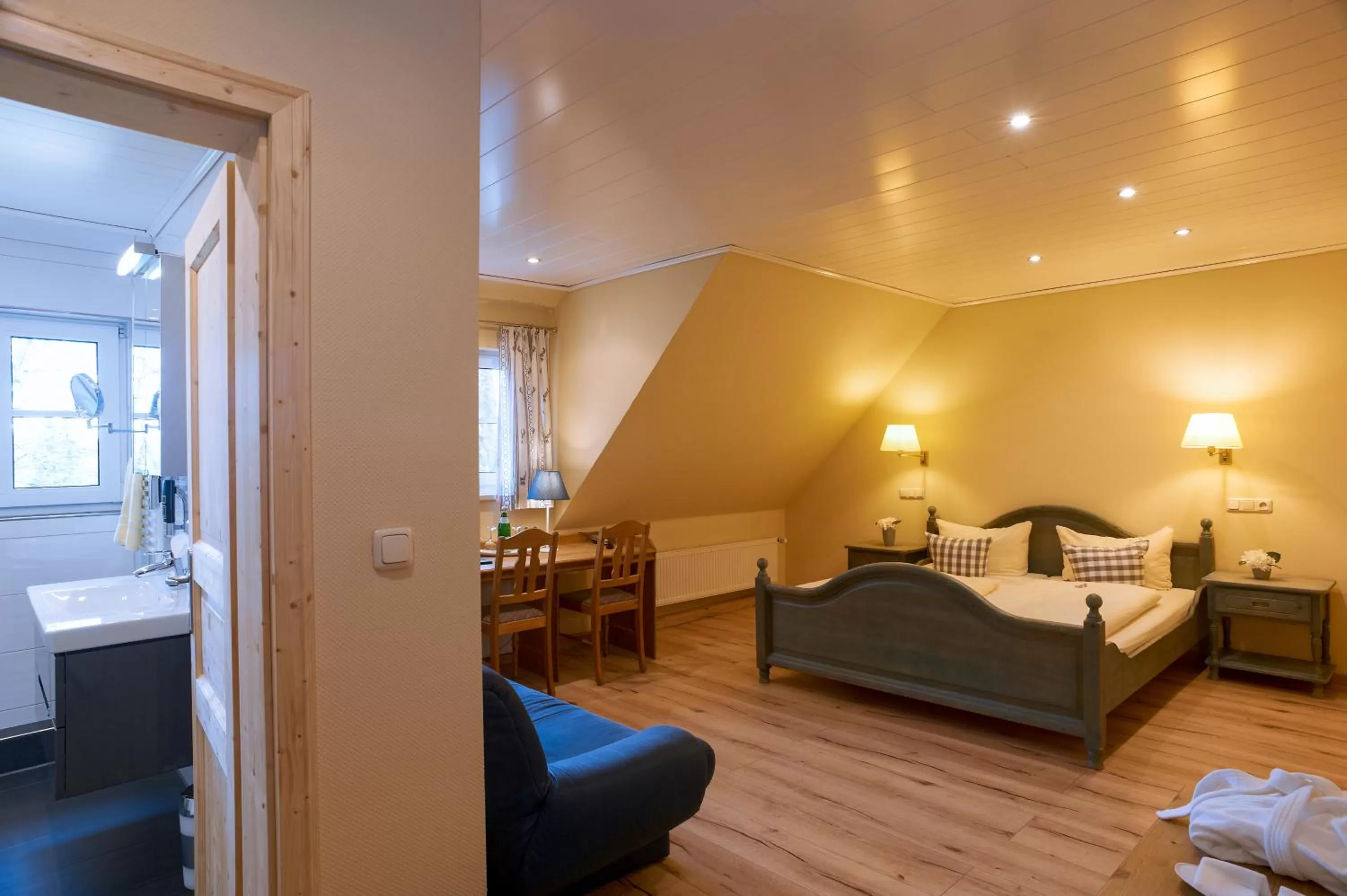 Photo of the whole room, Bed in Hotel Zum Harzer