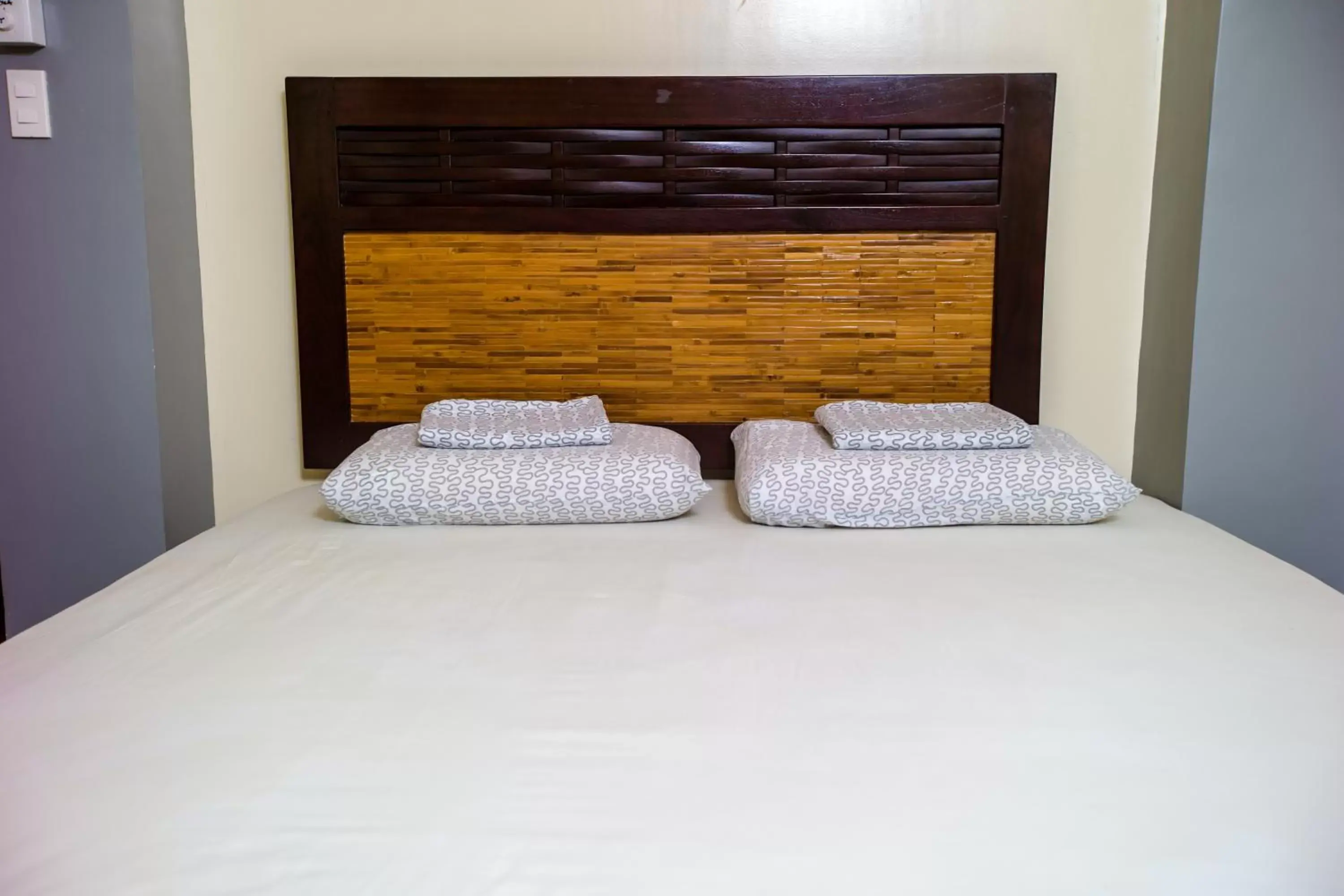 Bed in Oslob Seafari Resort