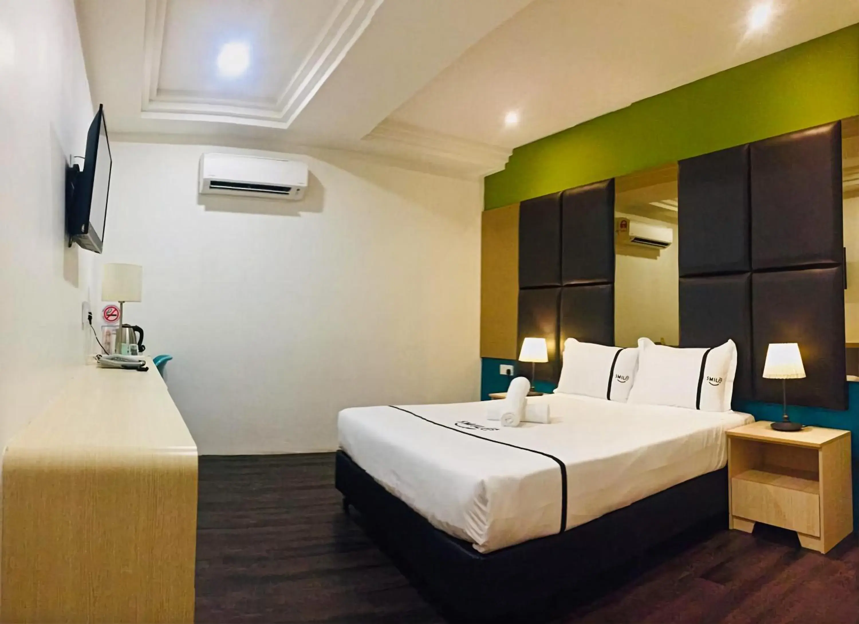 Bed in Seeds Hotel Ampang Point