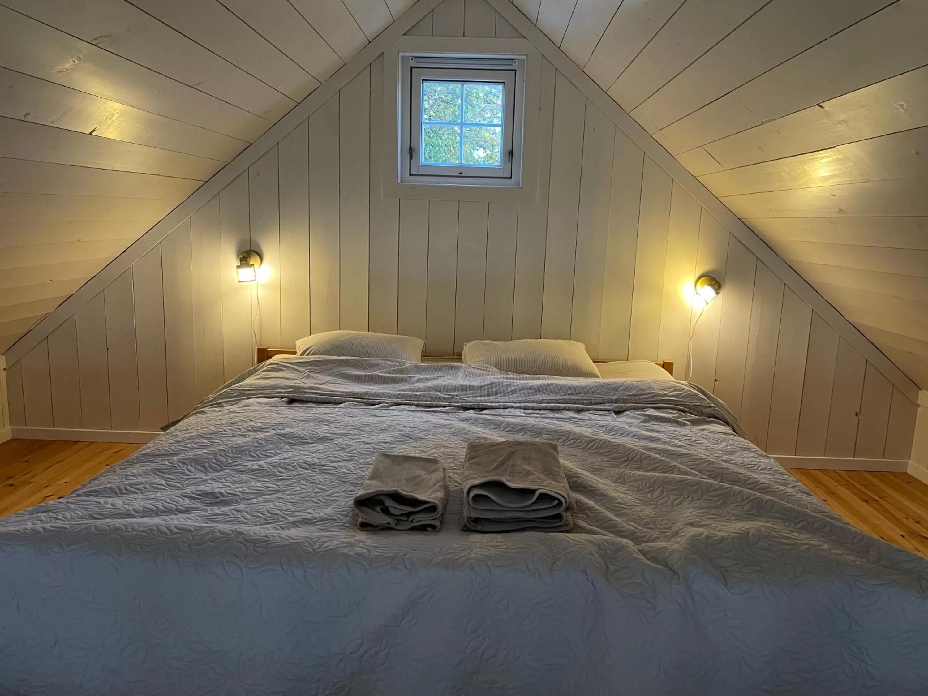 Property building, Bed in RoaldsPiren Stavanger