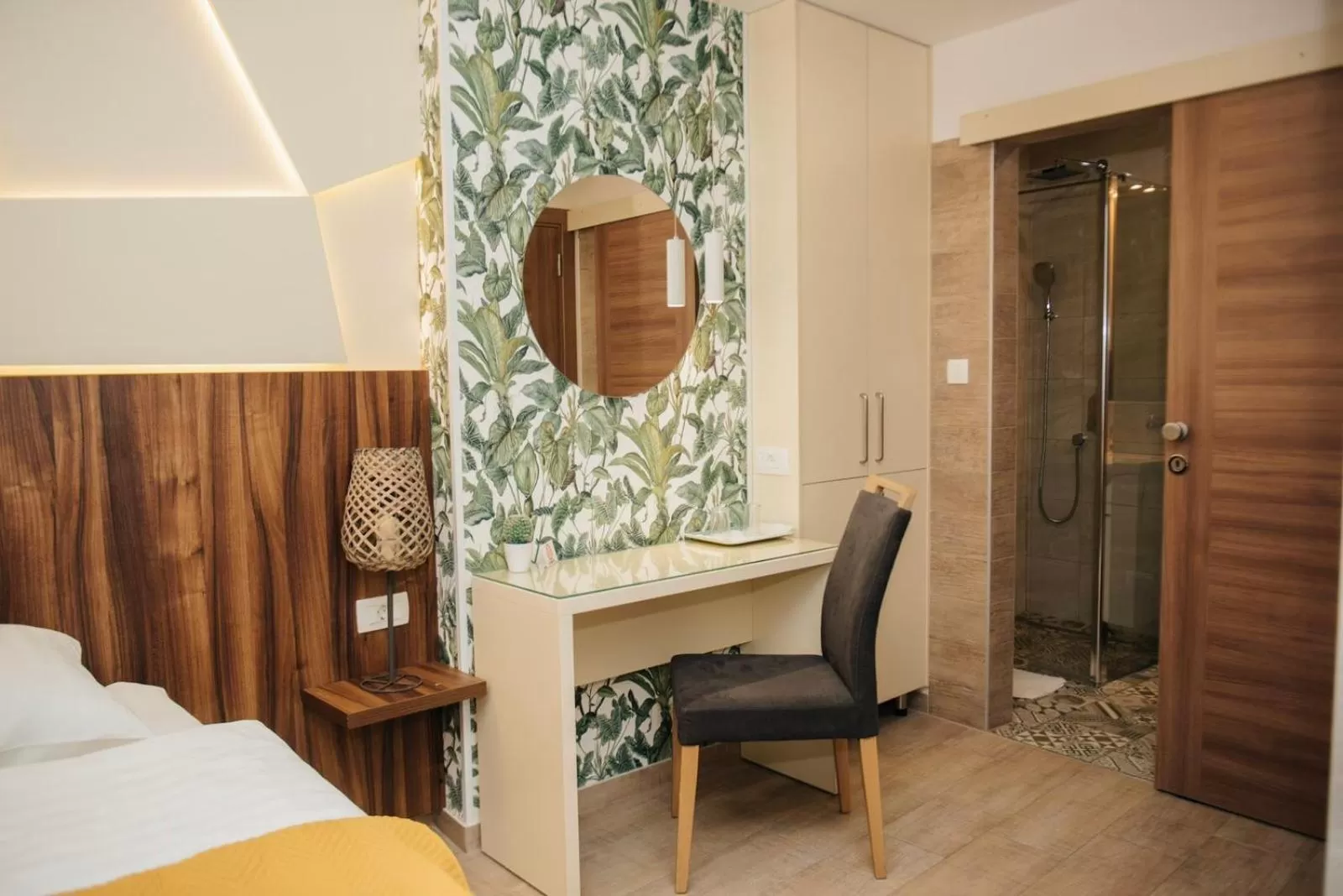 Seating area, Bed in Hotel - Villa Lejla