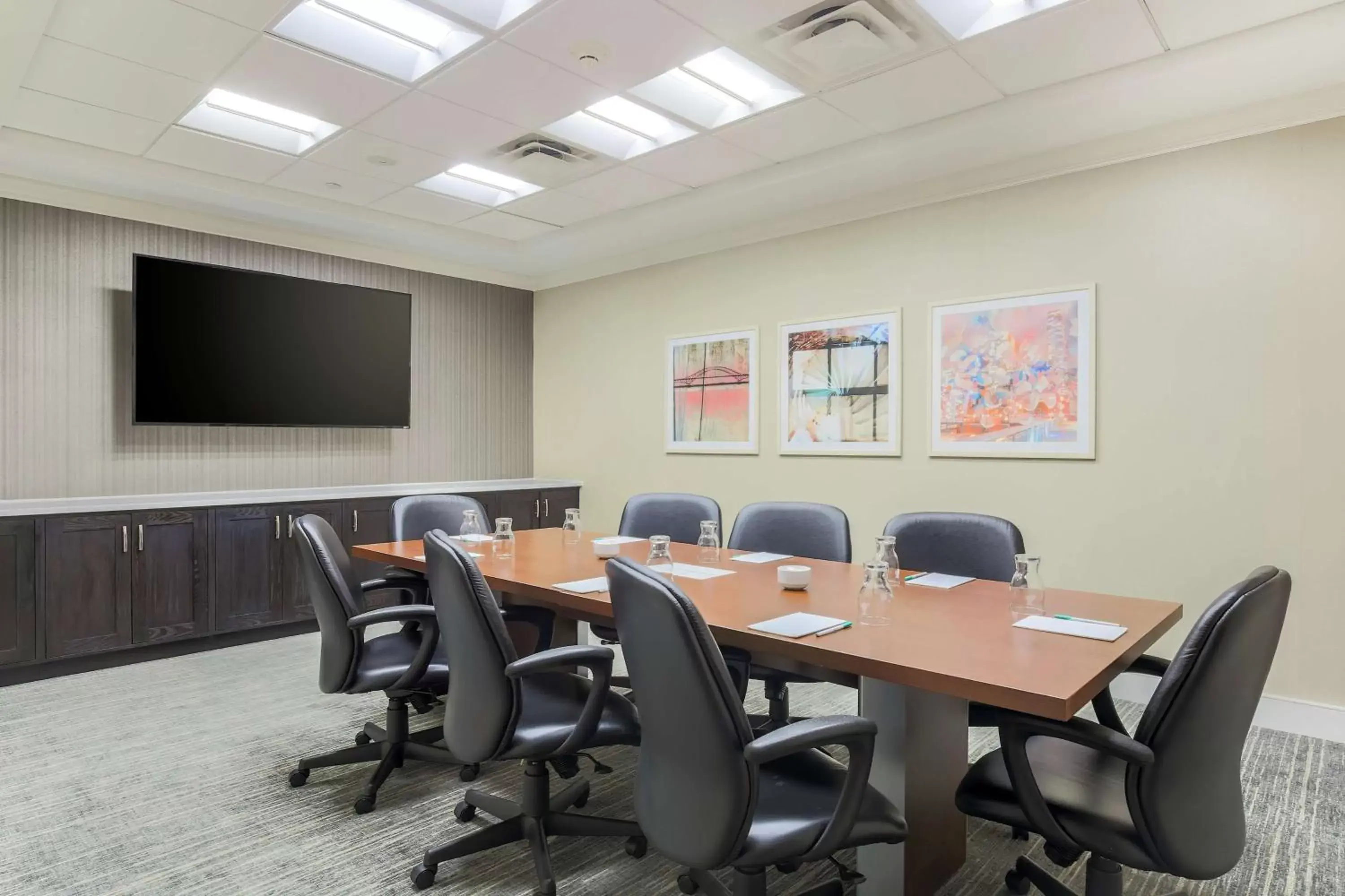 Meeting/conference room in Homewood Suites by Hilton Long Island-Melville