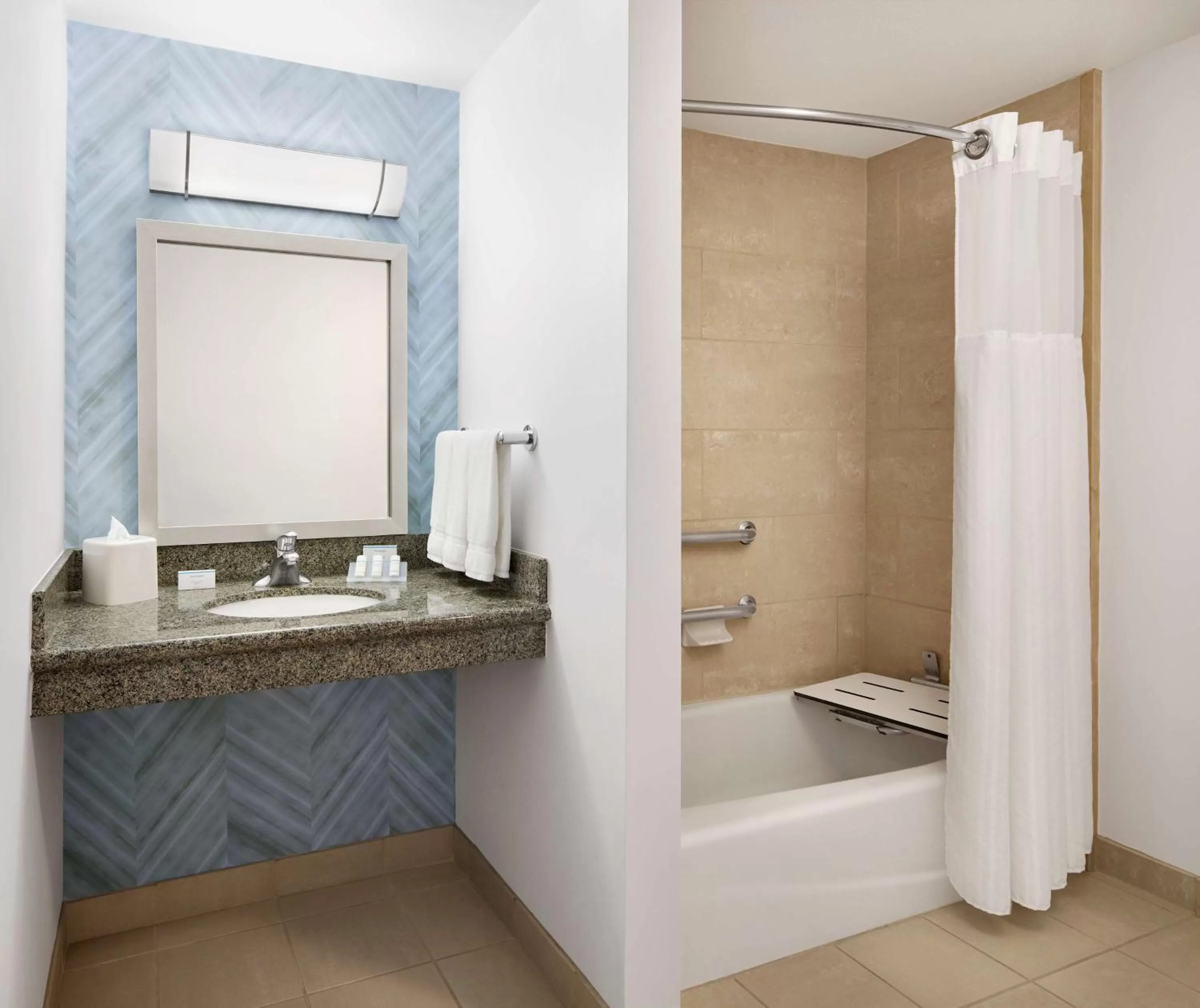 Bathroom in Hilton Garden Inn Dallas Richardson