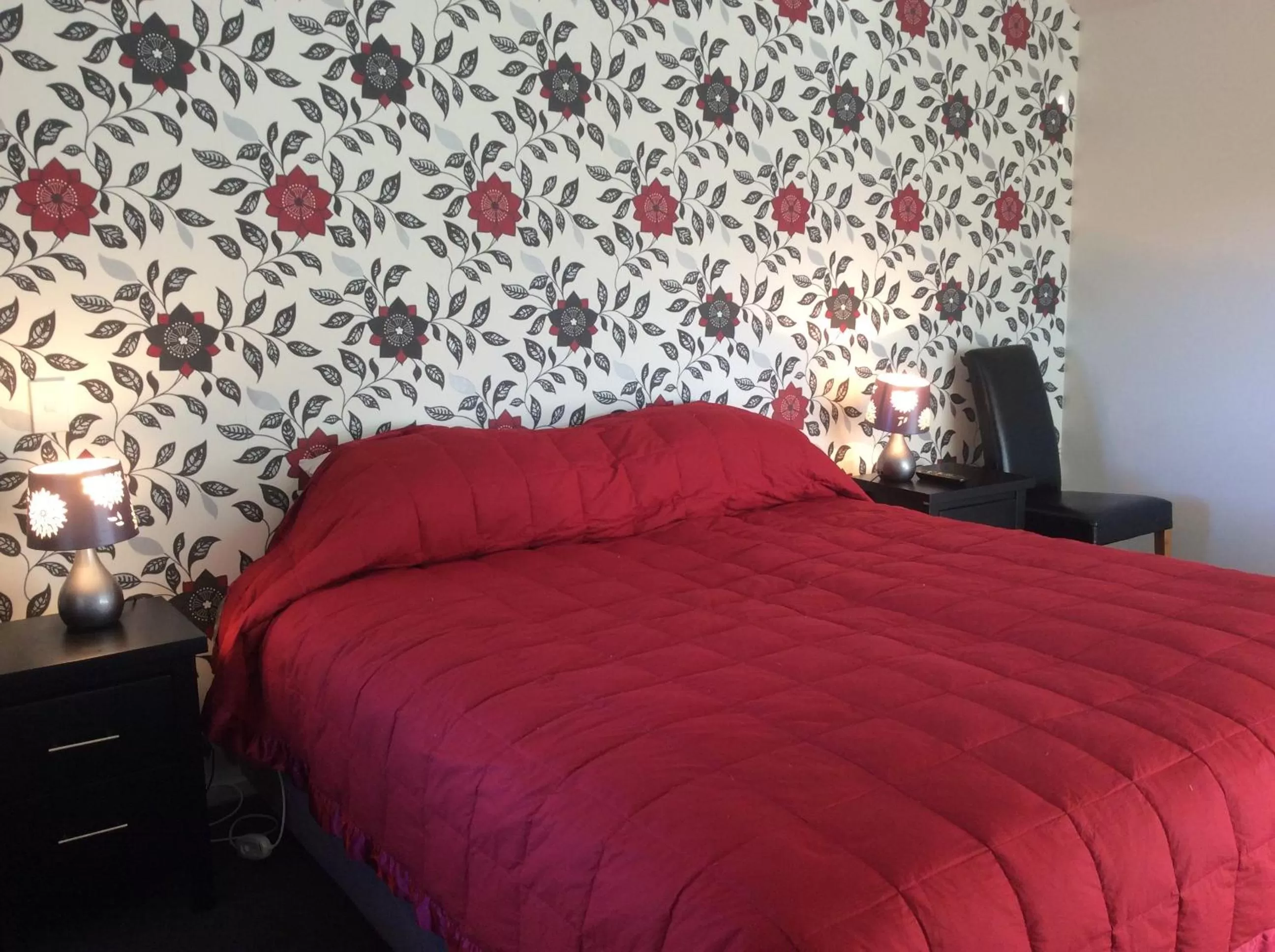 Bed in Golfcourse Road Chalets and Lodge