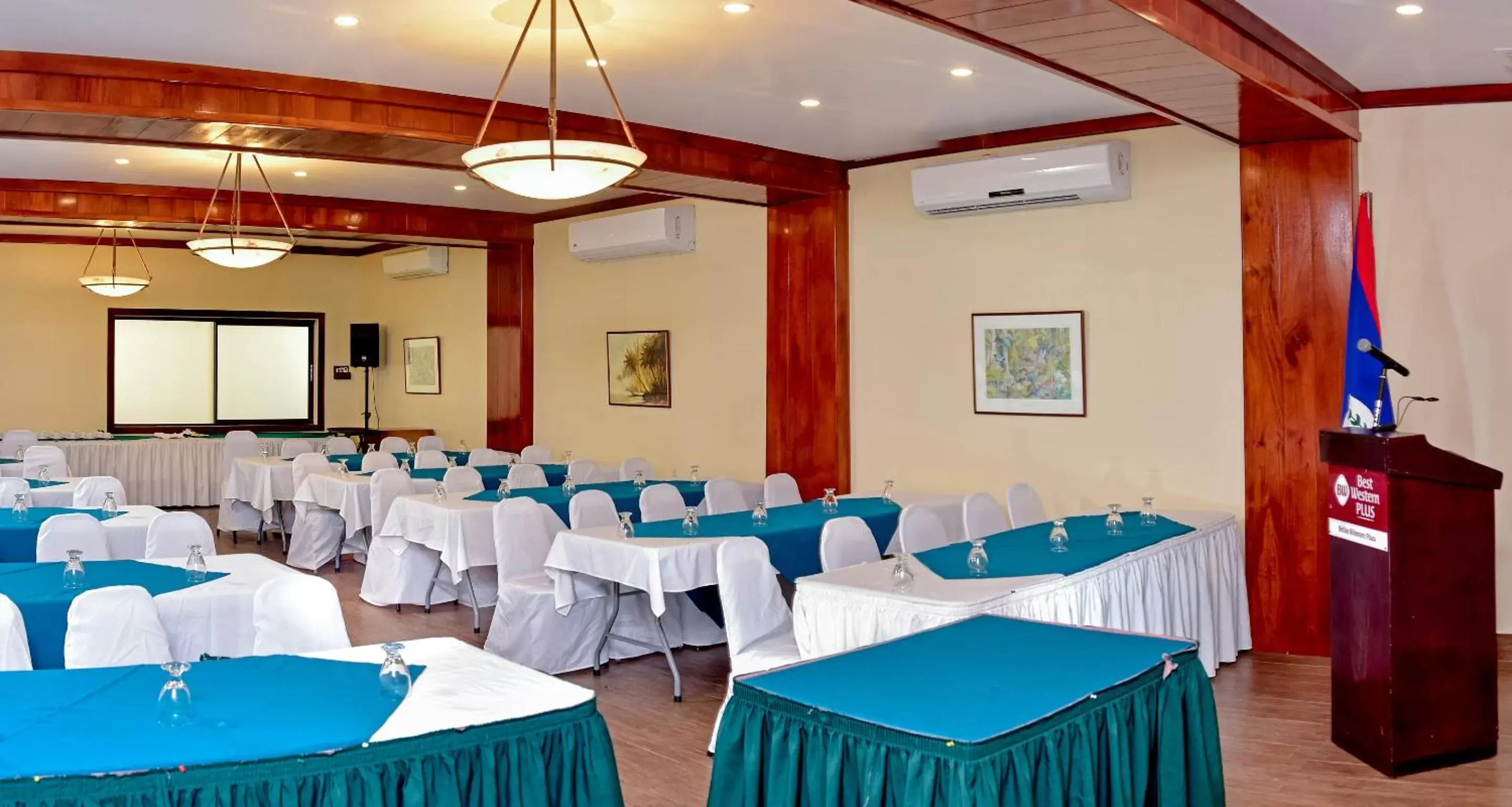 Meeting/conference room in Best Western Plus Belize Biltmore Plaza