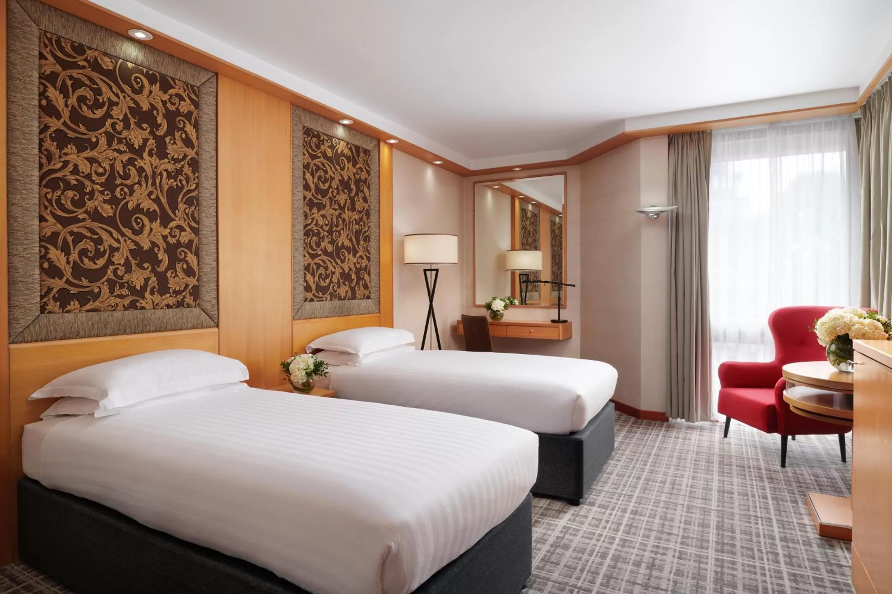 Bed in Millennium Hotel and Conference Centre Gloucester London