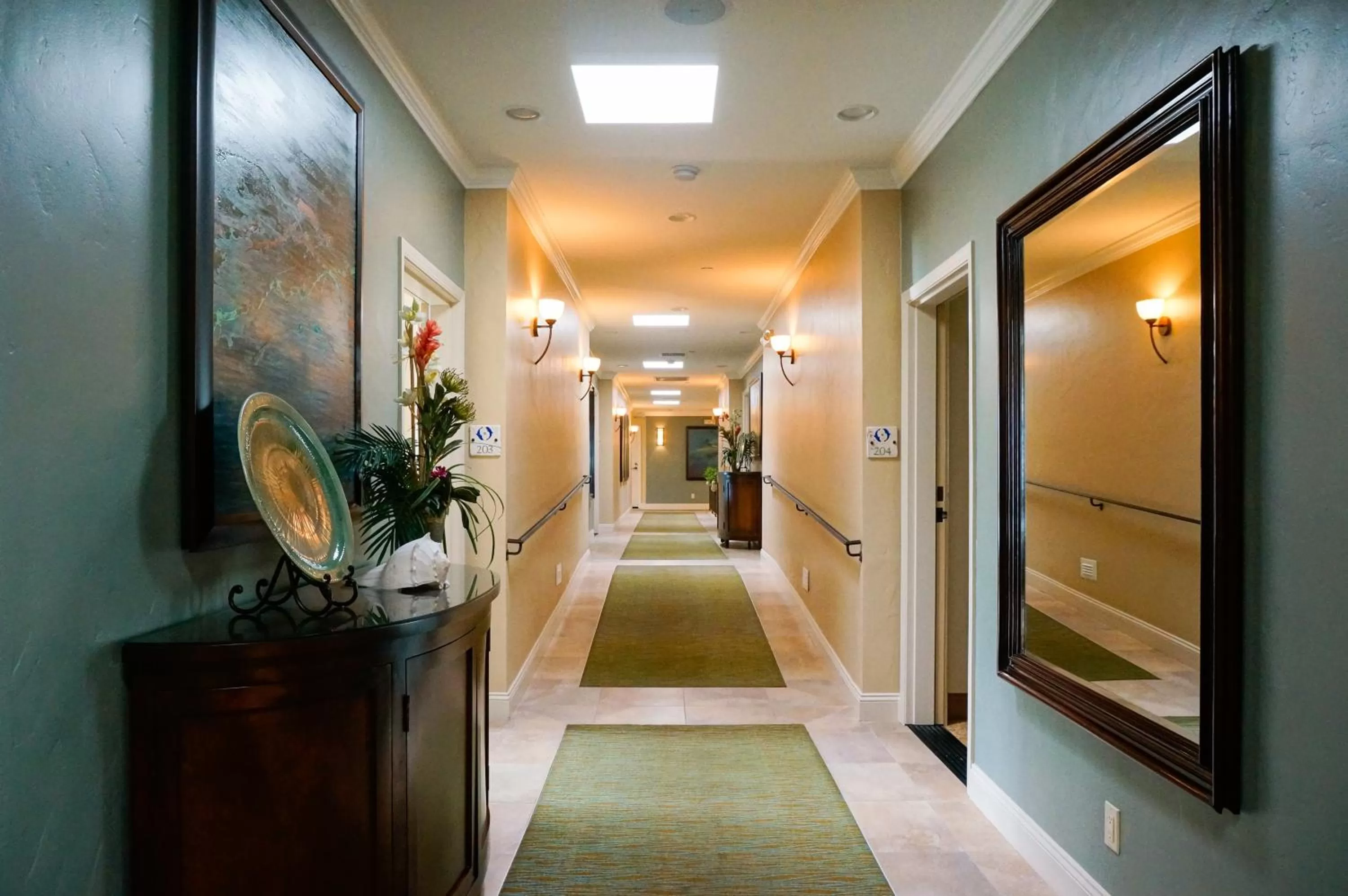 Decorative detail, Bed in Blue Dolphin Inn