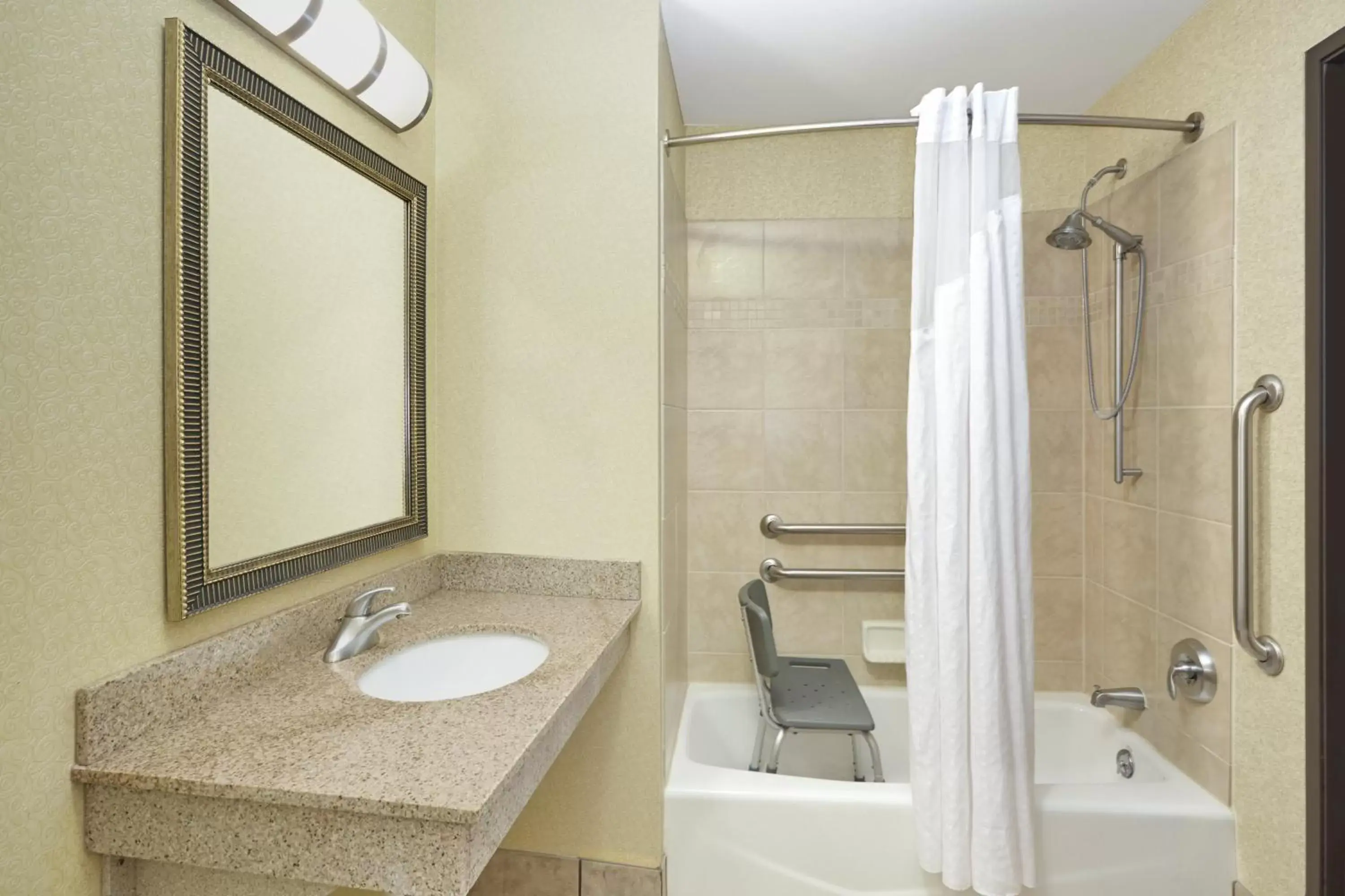 Bathroom in Holiday Inn Express & Suites Madison-Verona, an IHG Hotel