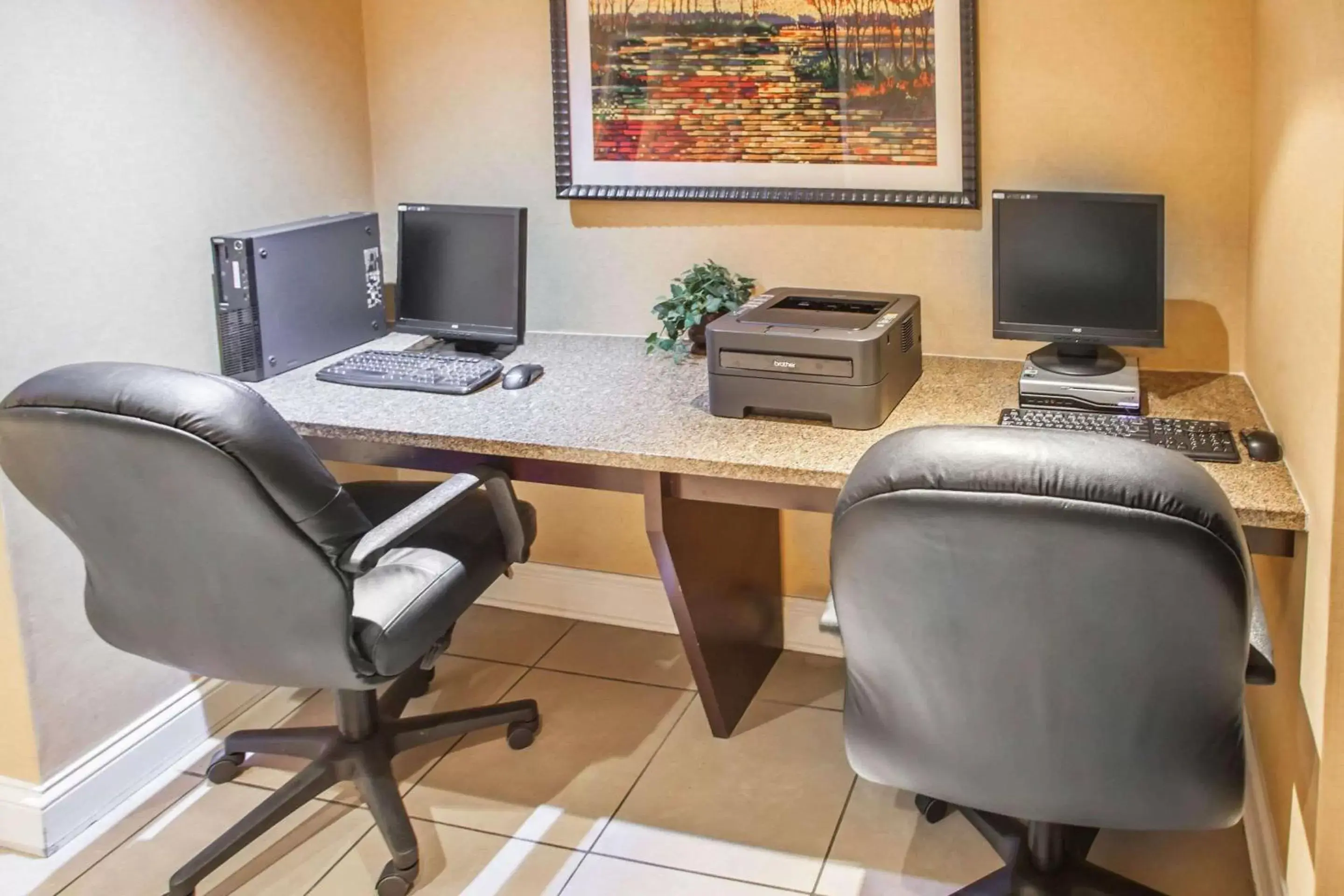 On site, Business Area/Conference Room in Quality Inn and Suites St Charles -West Chicago