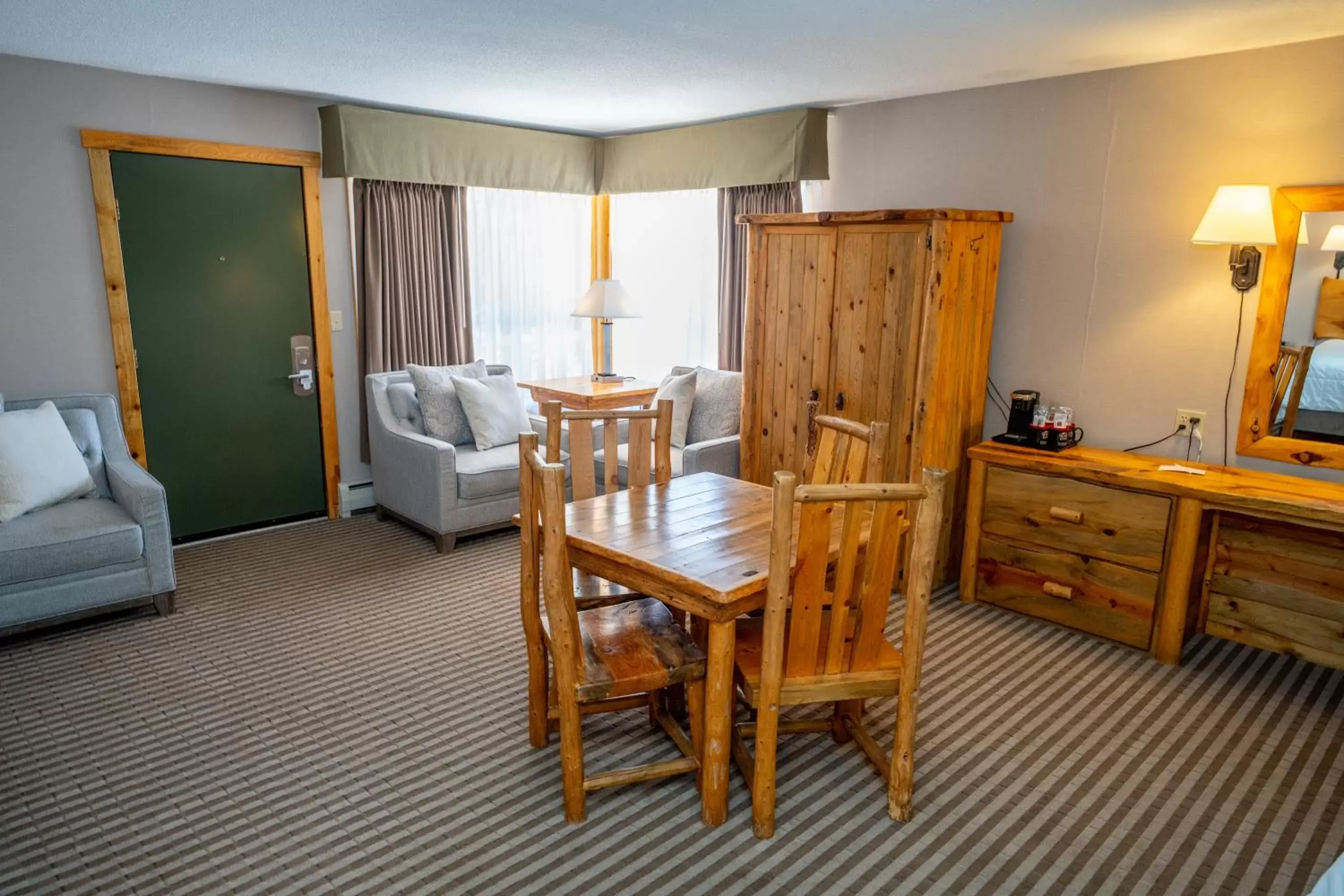 Dining Area in Hotel Estes