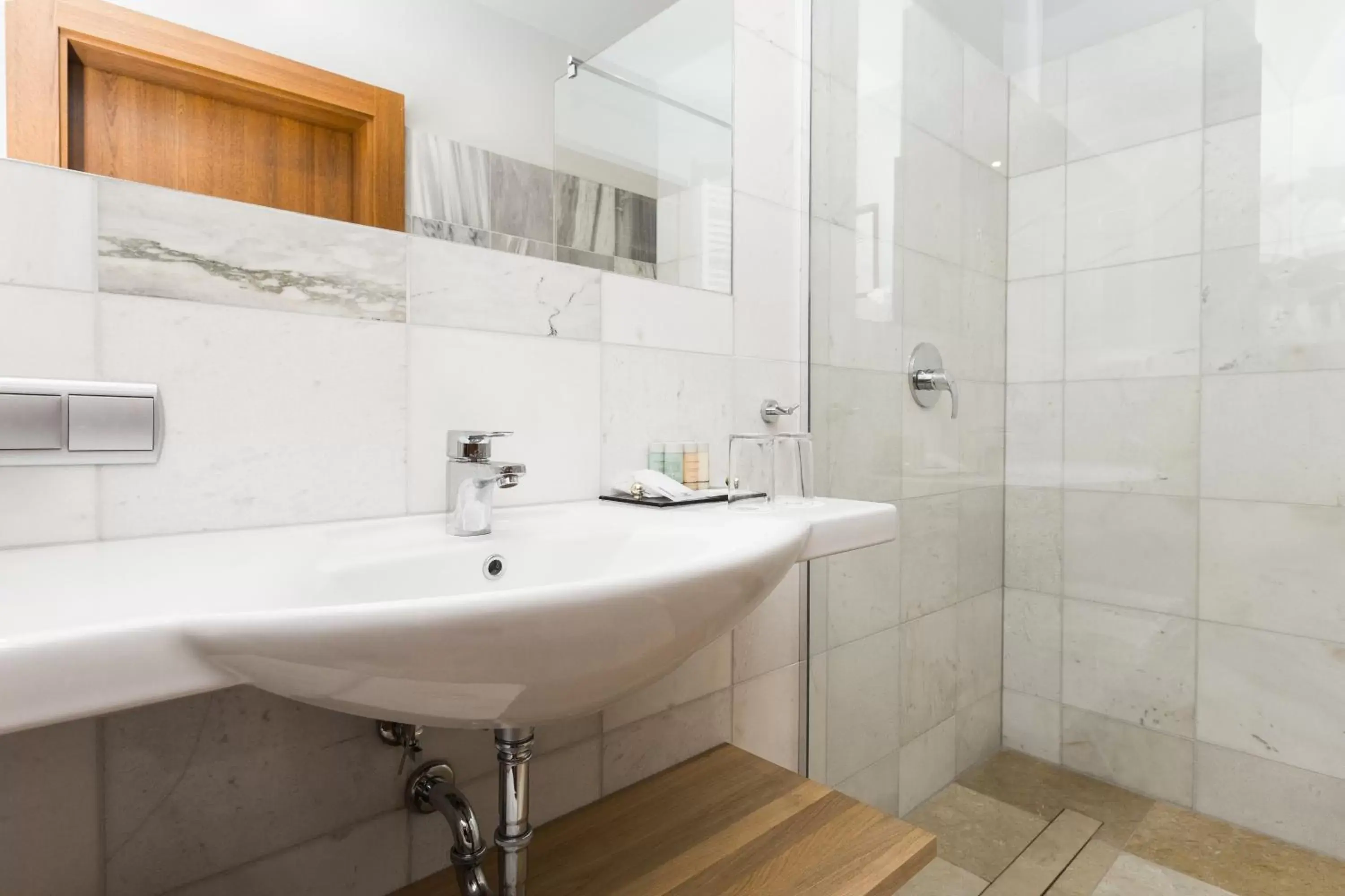 Shower, Bathroom in Grottger Luxury Boutique Hotel City