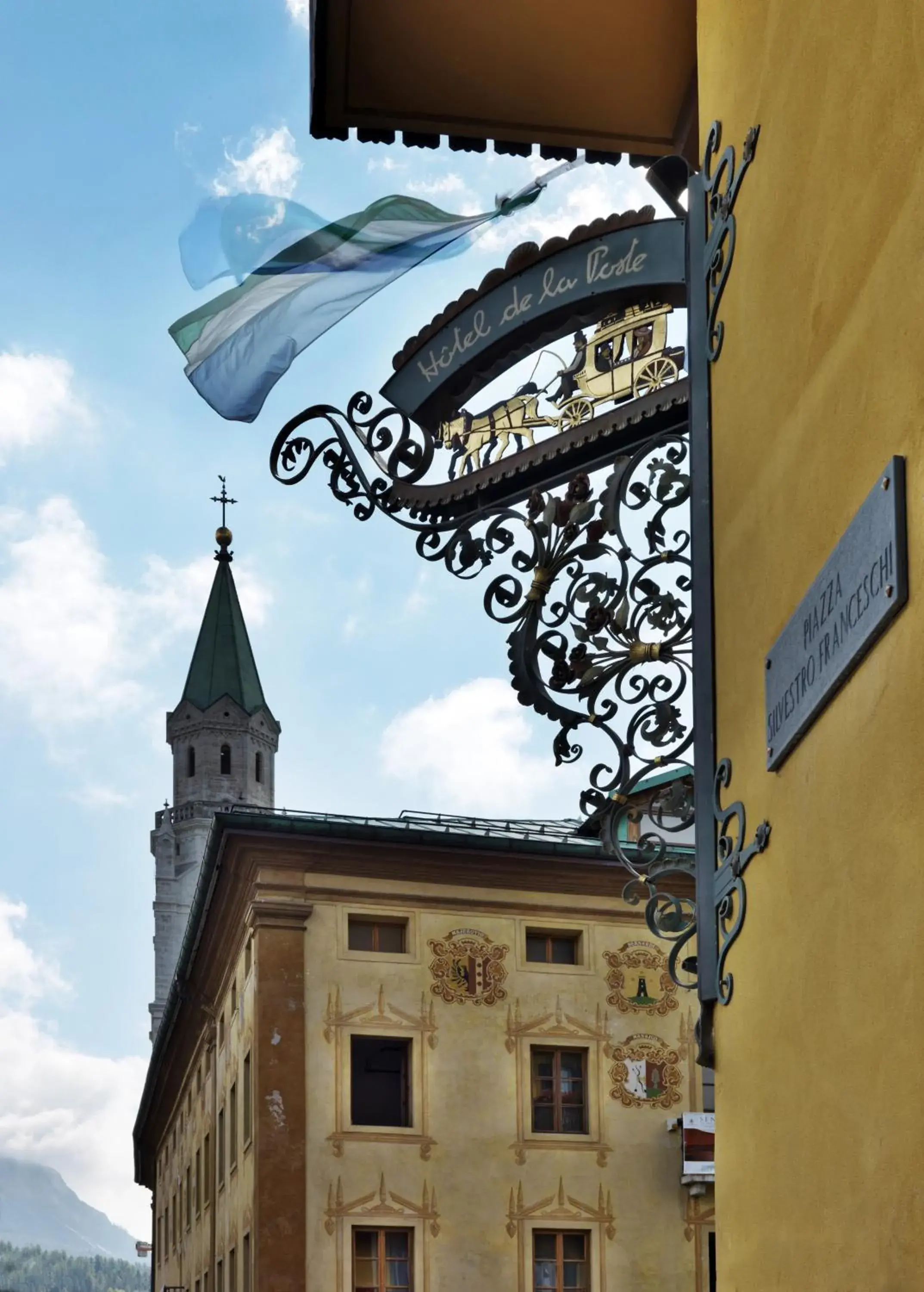 Facade/entrance in Hotel De La Poste