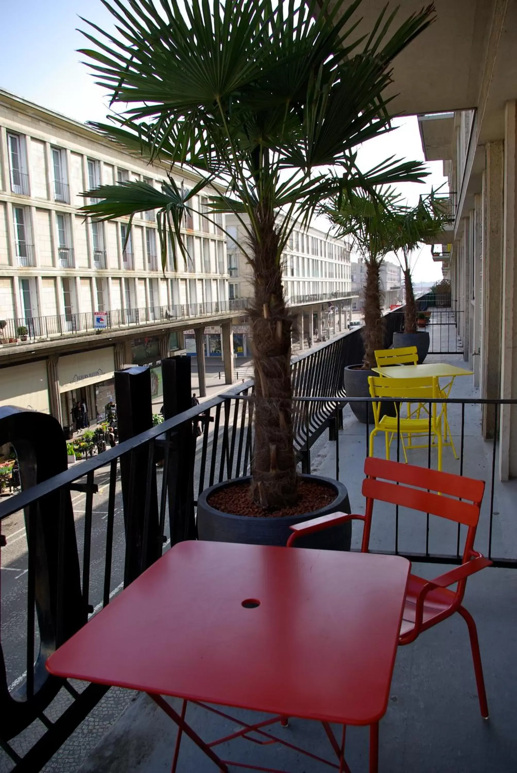 Property building, Balcony/Terrace in ibis Styles Le Havre Centre