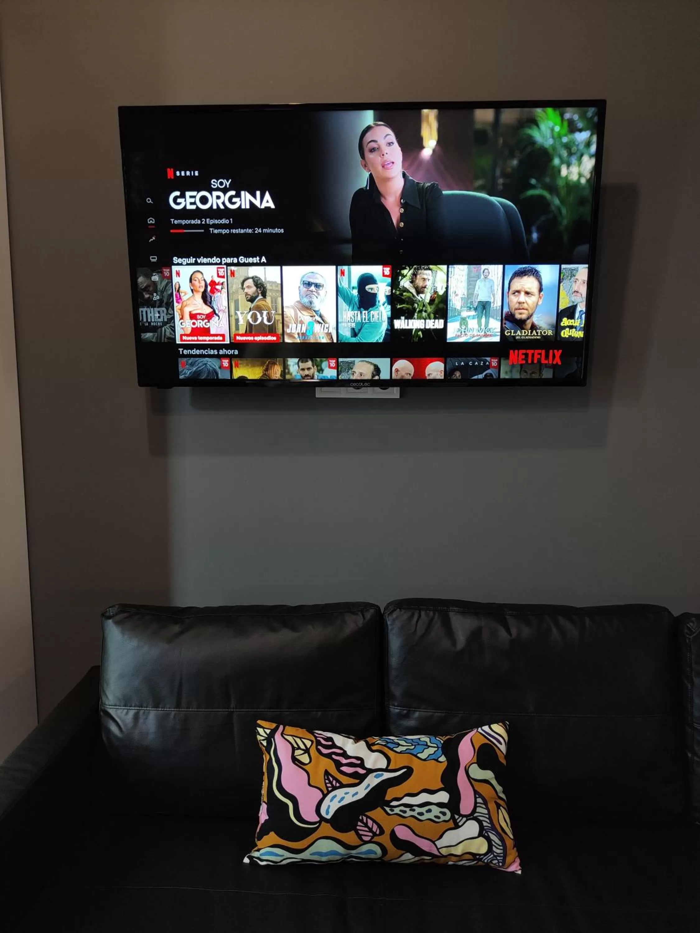 TV and multimedia in Hlius Brand New Apartments