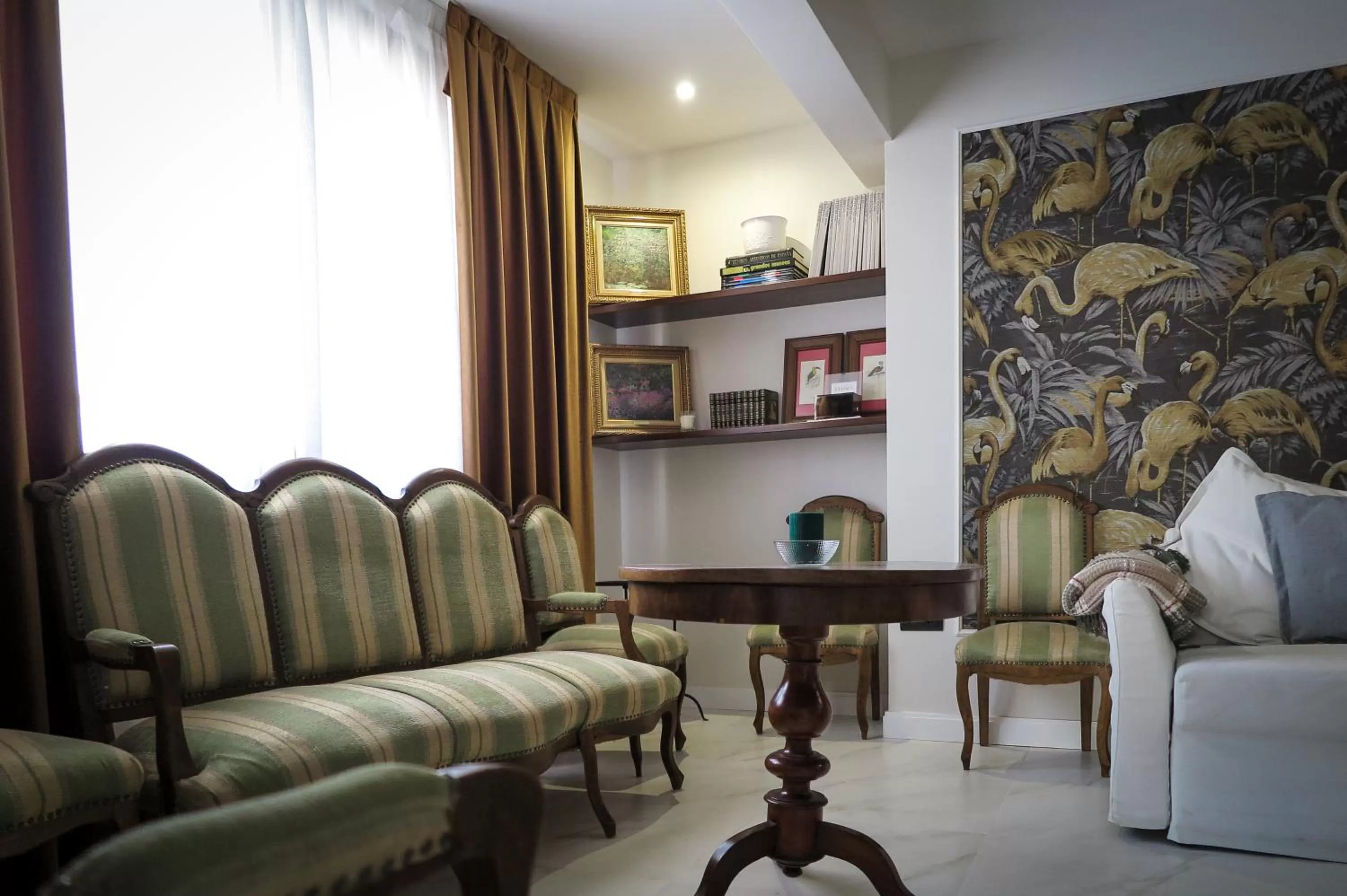 Library, Seating Area in Tomé, casa de huéspedes