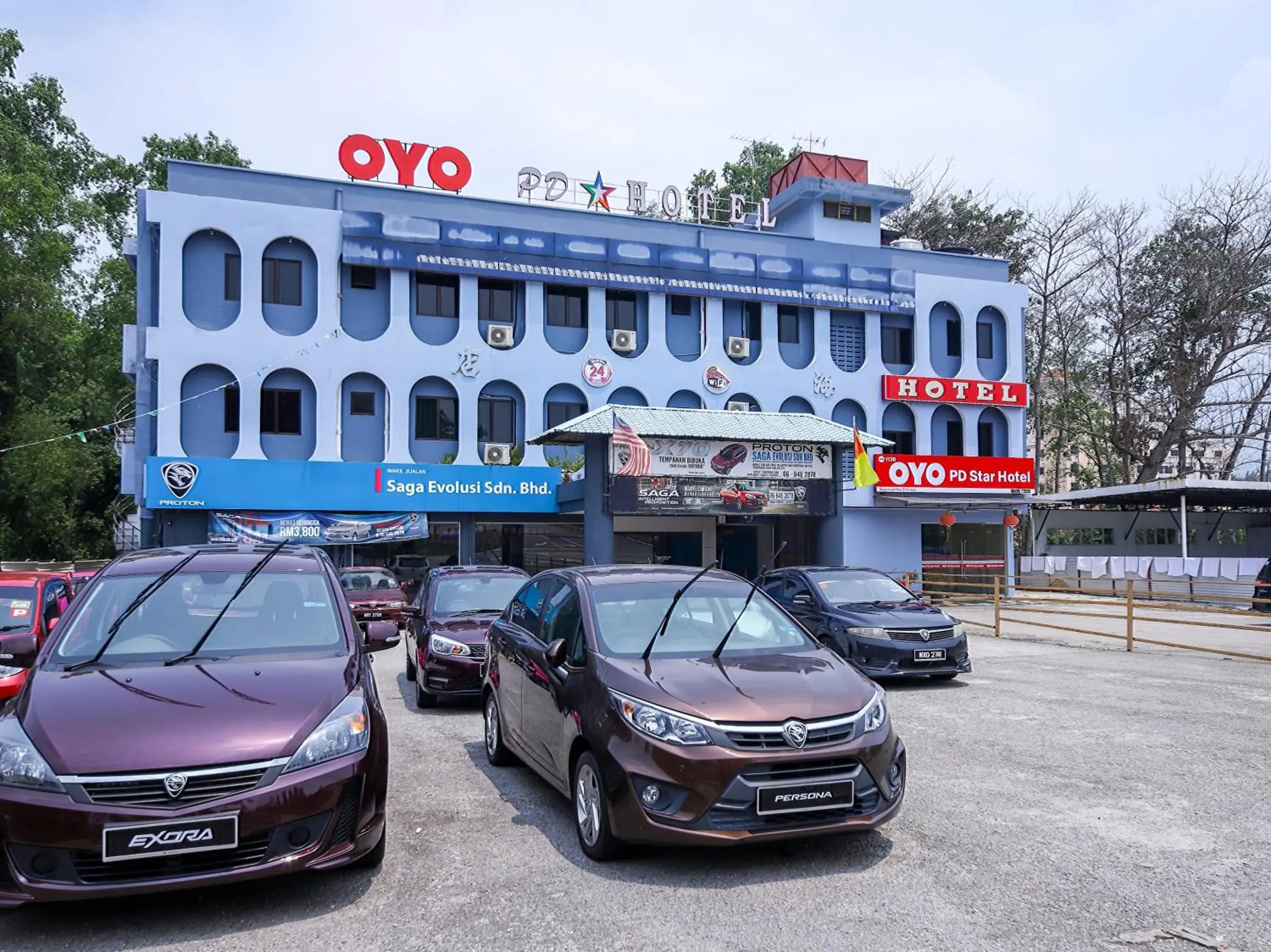 Property Building in OYO 1136 Pd Star Hotel