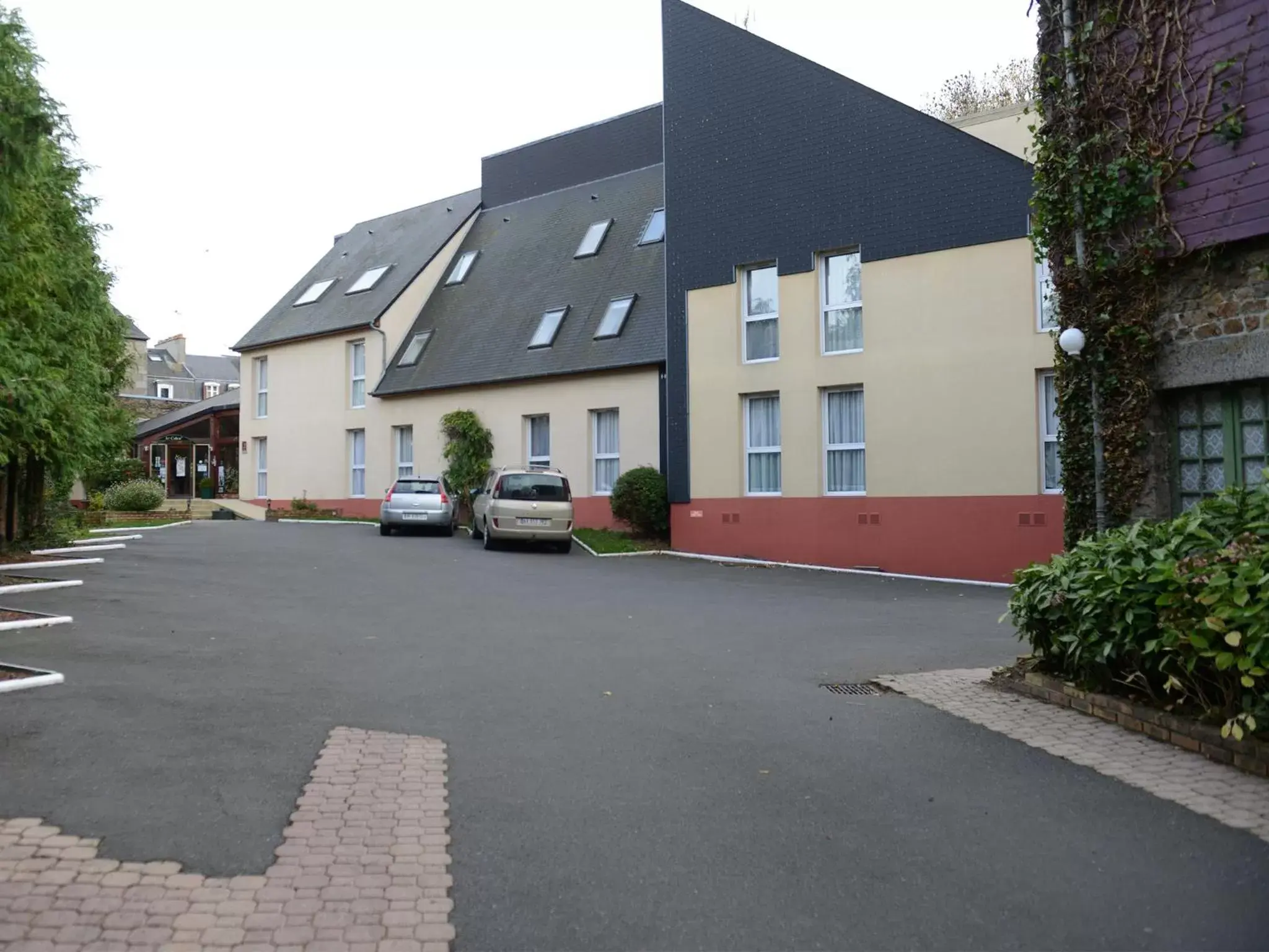 Area and facilities, Property Building in Hôtel Le Galion