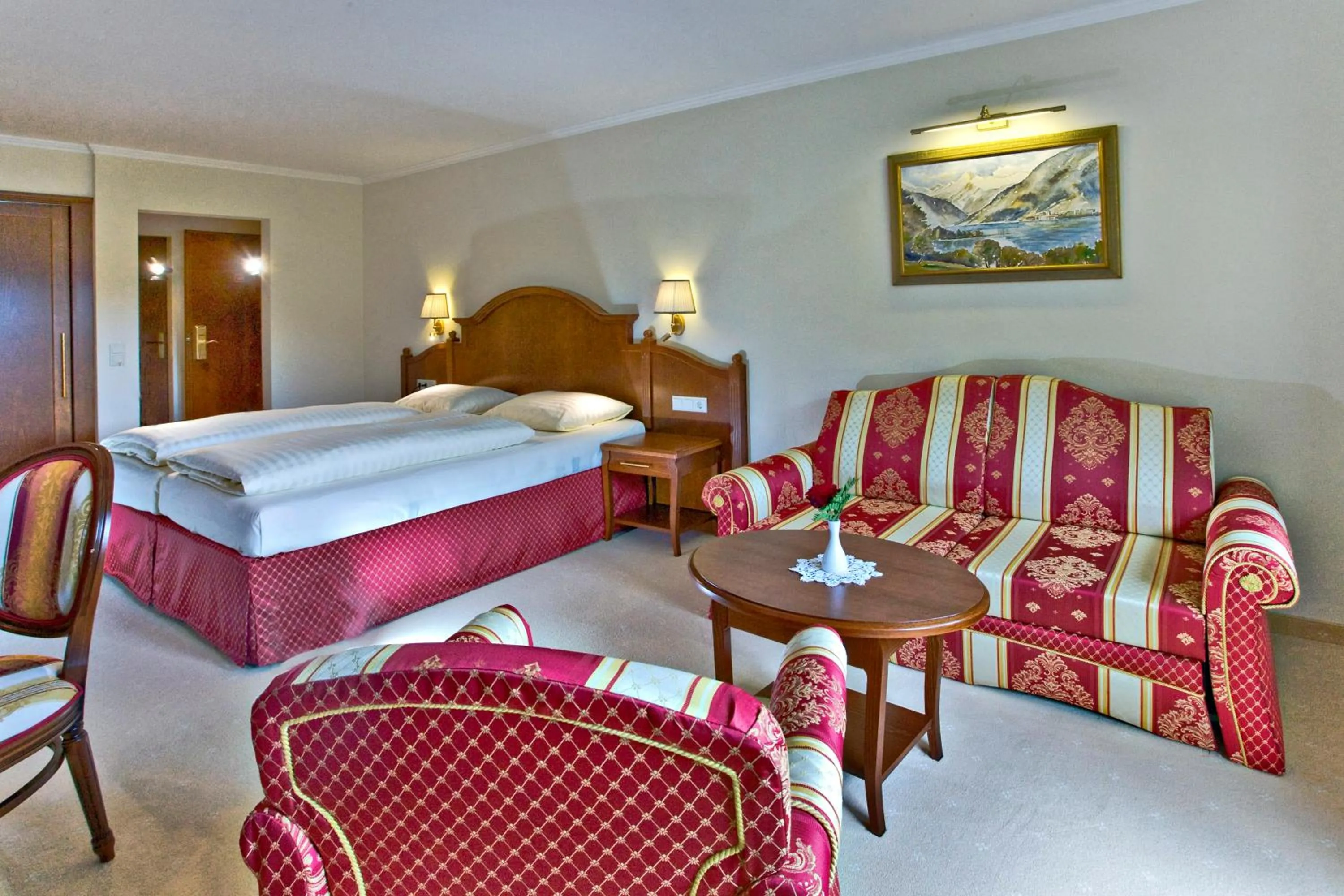 Photo of the whole room, Bed in Hotel Berner