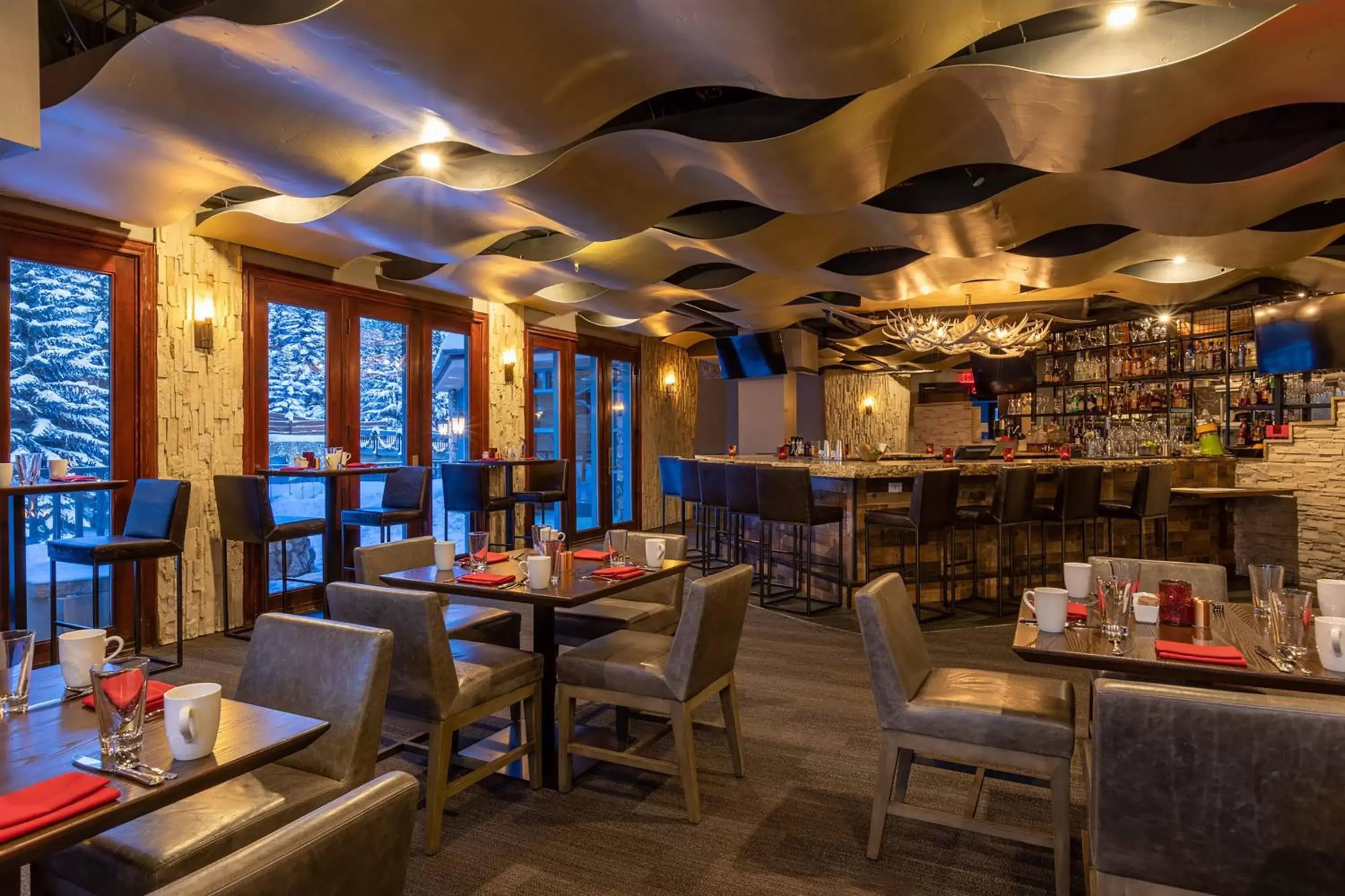 Restaurant/Places to Eat in Beaver Creek Lodge, Autograph Collection