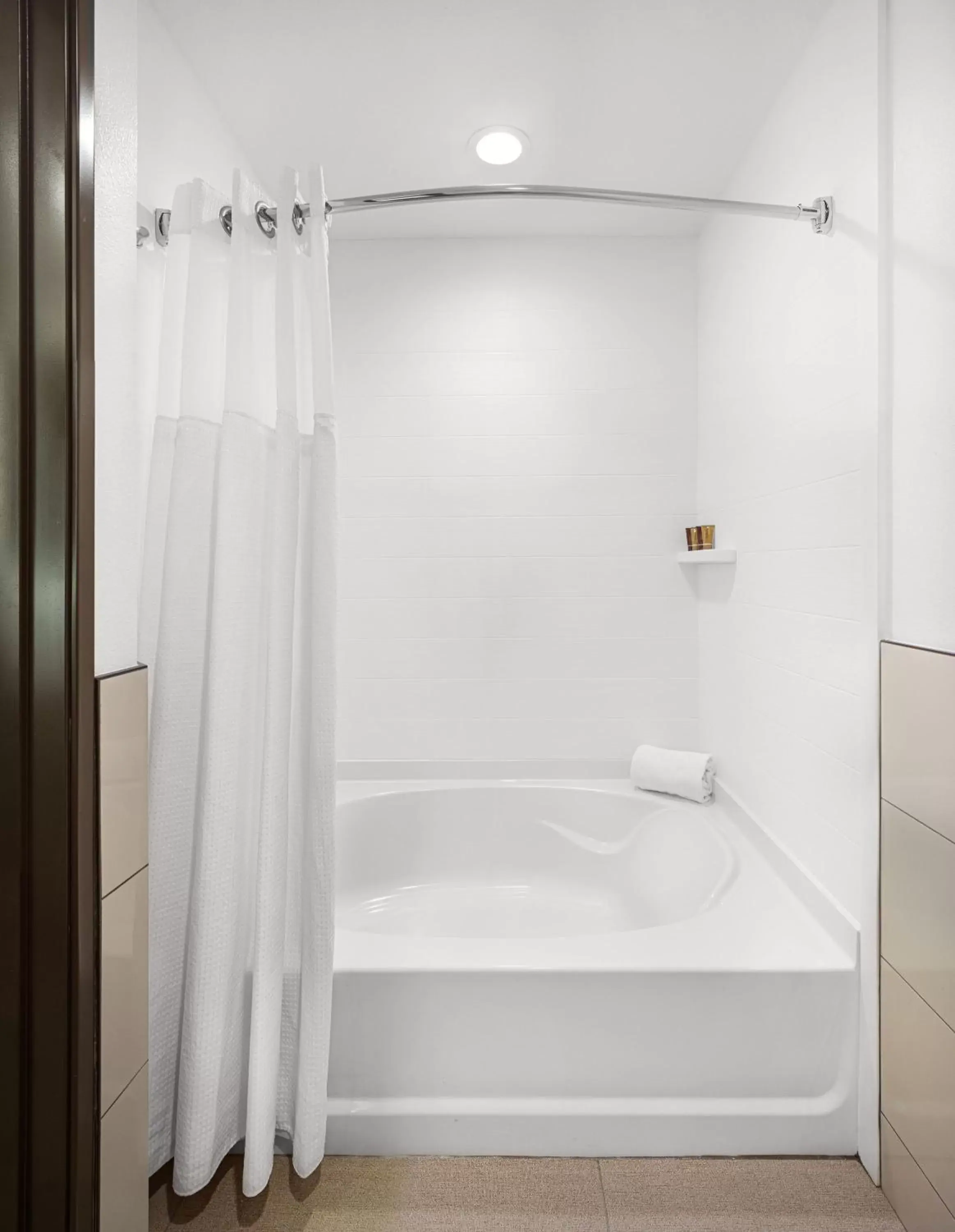 Shower, Bathroom in Ayres Hotel Vista Carlsbad