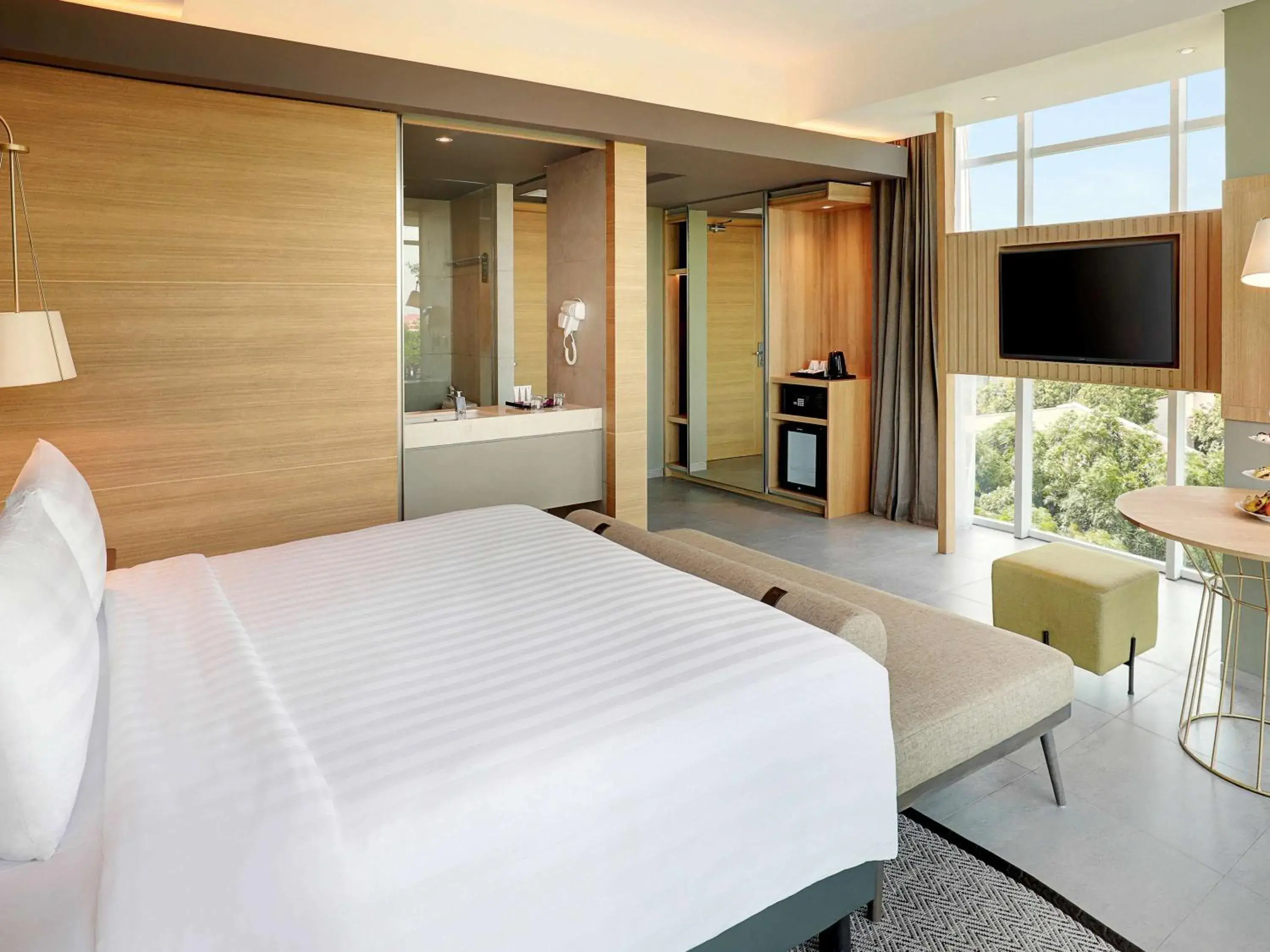 Bedroom, Bed in Mercure Makassar Nexa Pettarani