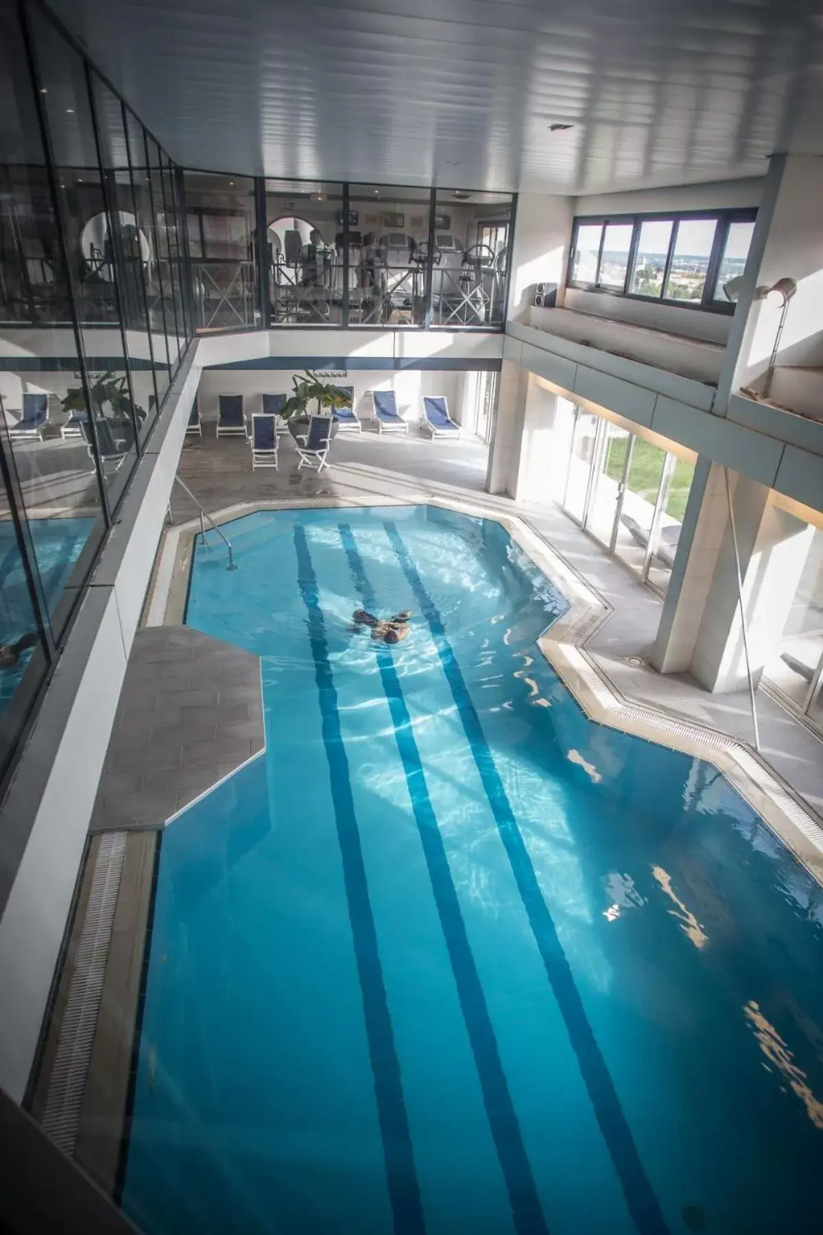 Swimming Pool in Hôtel & Spa Vatel