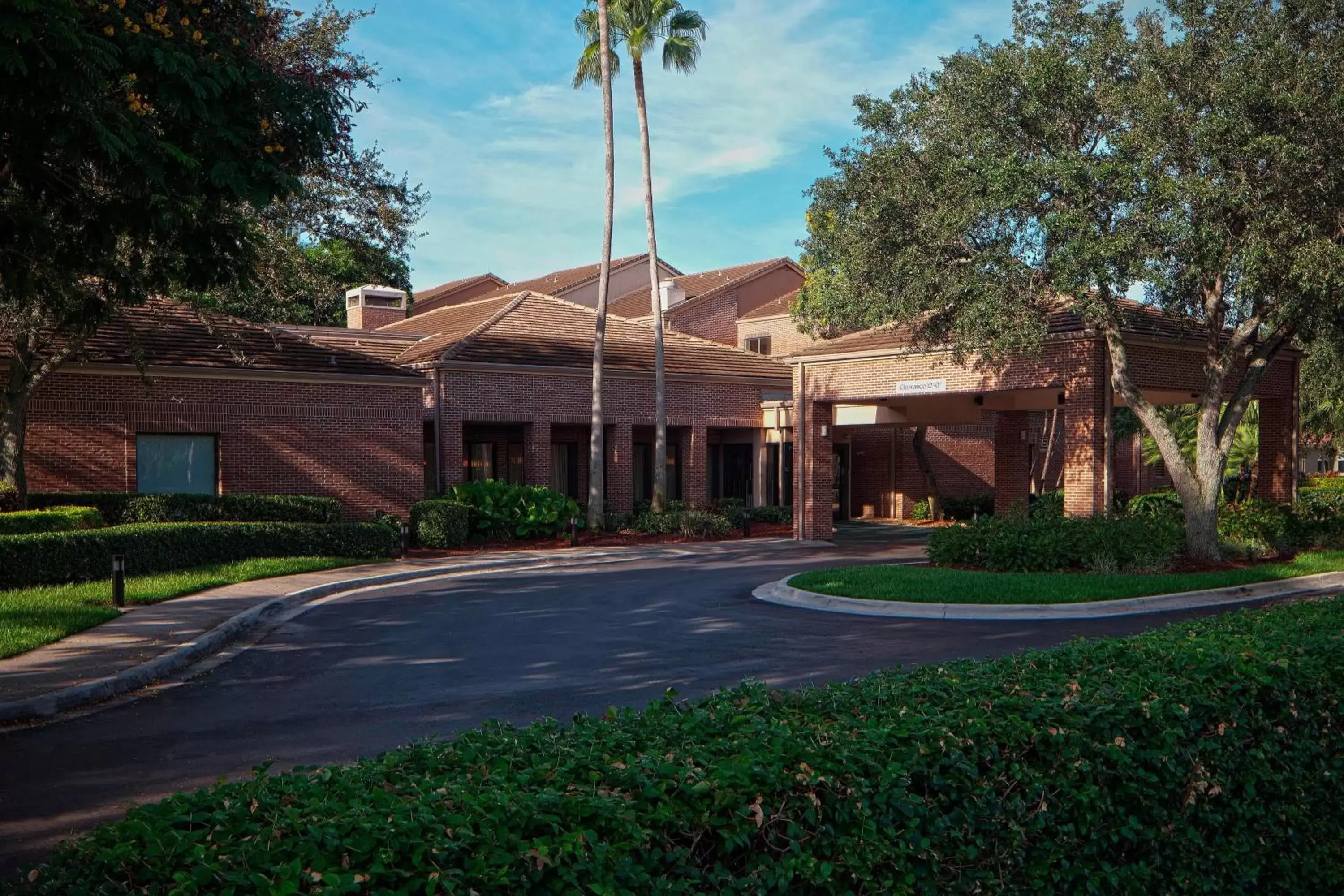 Property Building in Courtyard by Marriott Fort Lauderdale Plantation