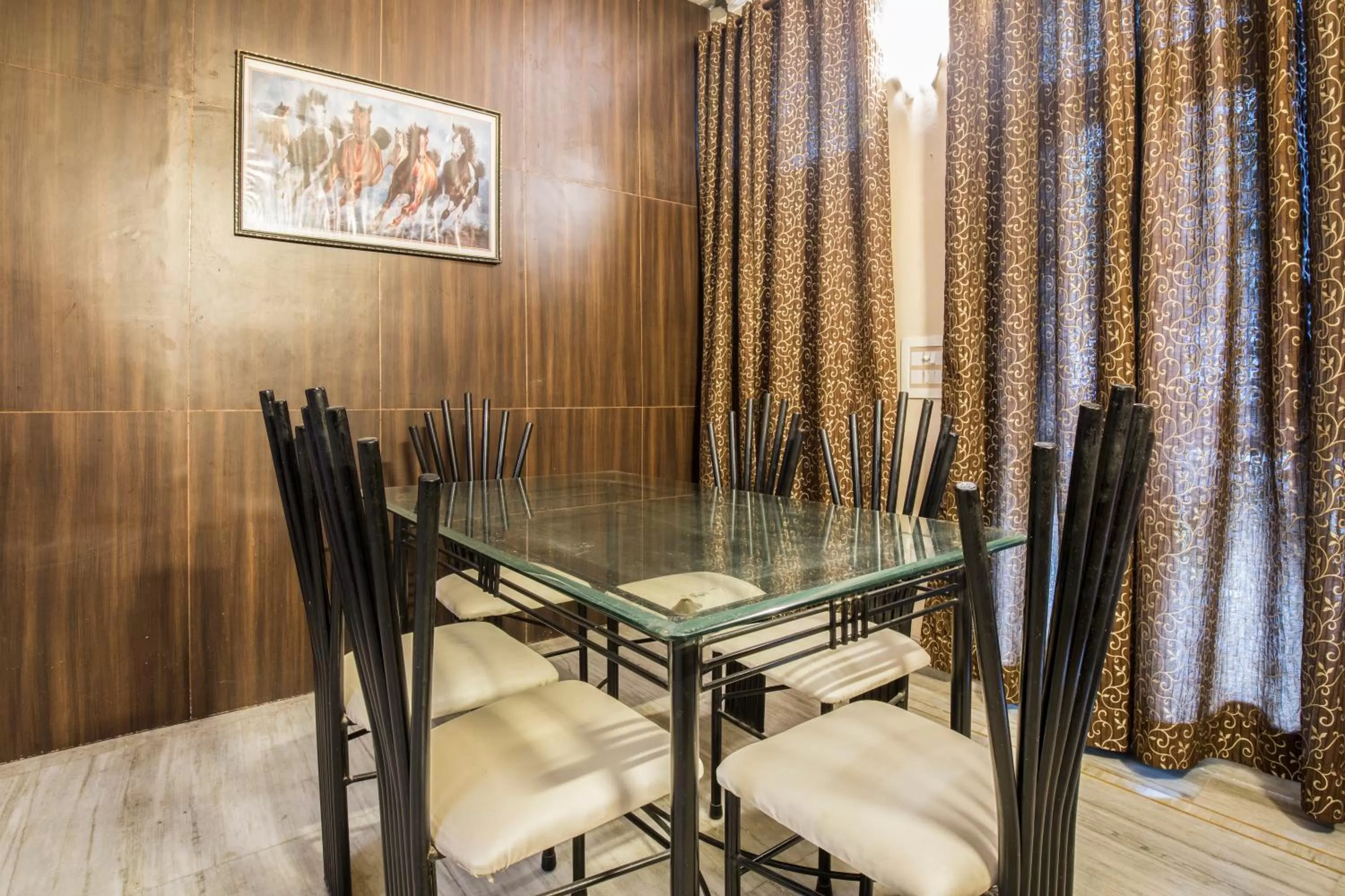 Breakfast, Dining Area in FabExpress IVY Inn Sector 35