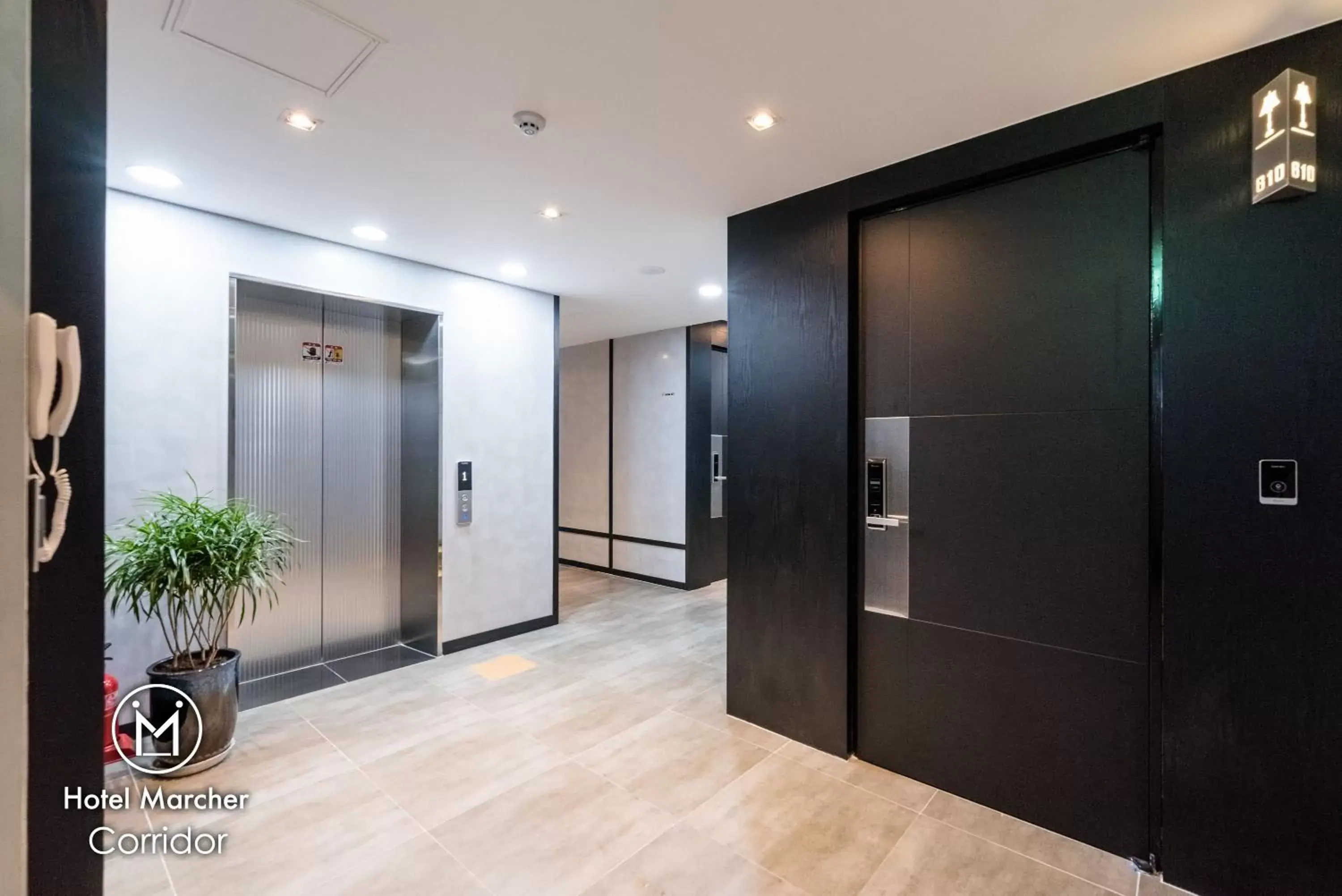 Lobby or reception in Hotel Marcher Lobby or reception in Hotel Marcher