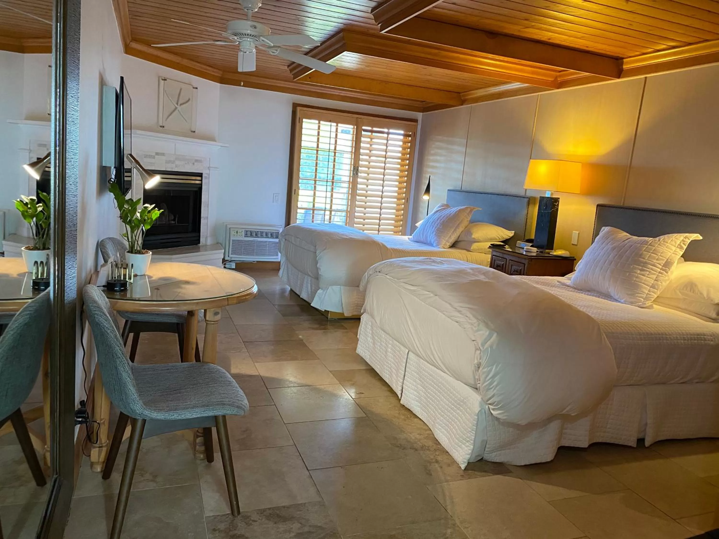 Double Queen Room with Garden View  in Inn On SummerHill