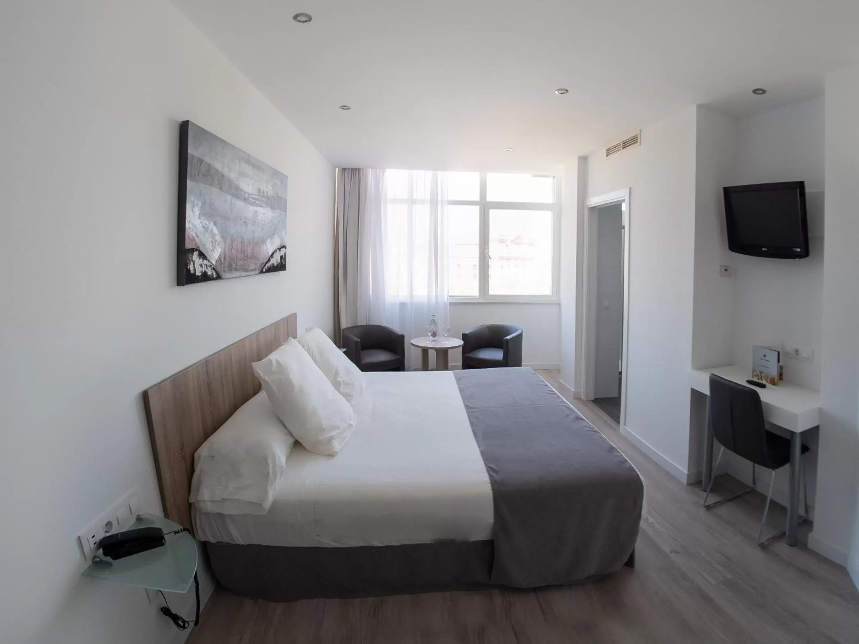 Photo of the whole room, Bed in Hotel Pasarela Photo of the whole room, Bed in Hotel Pasarela