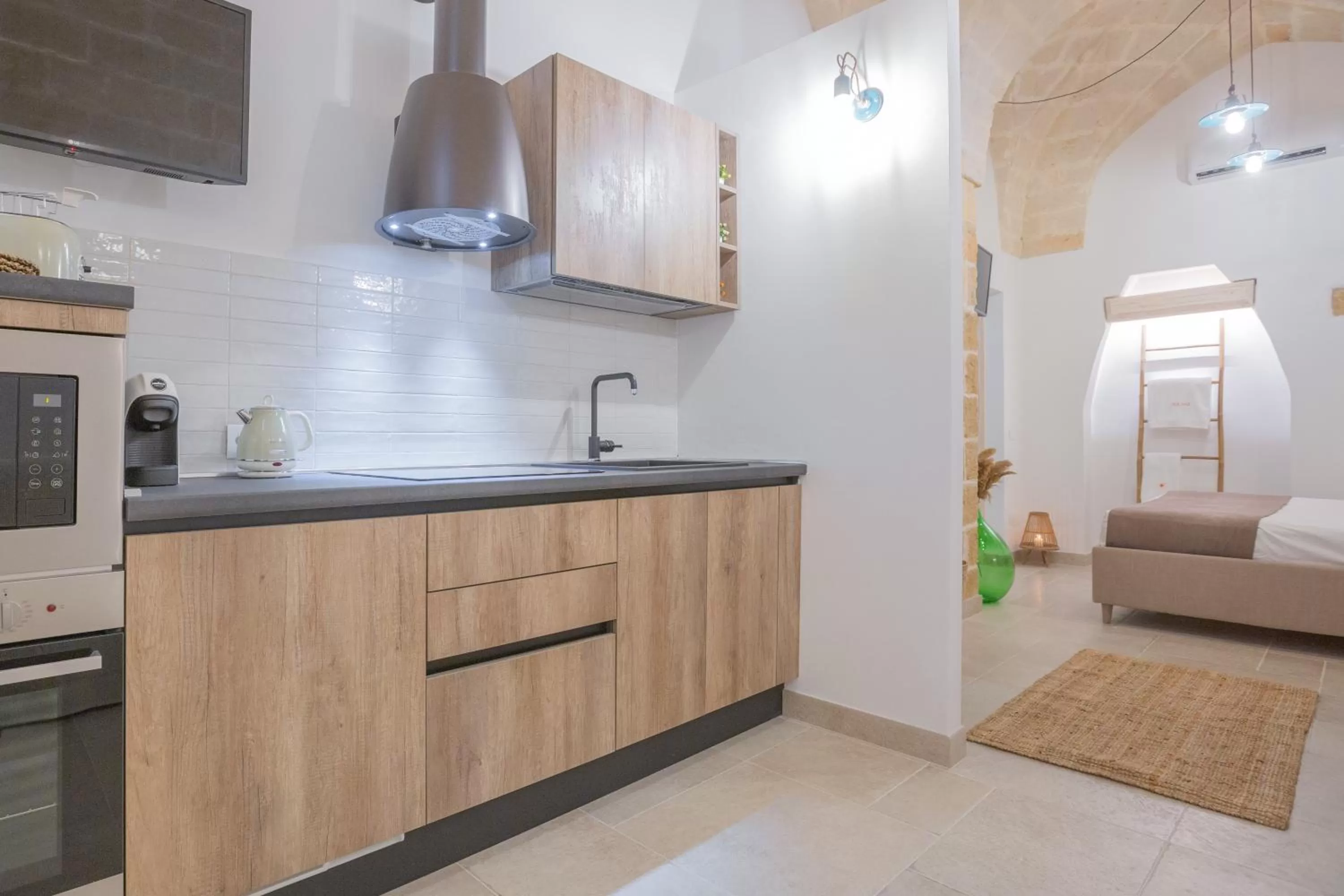 TV and multimedia in Filia Solis - Old Town SUITEs & SPA