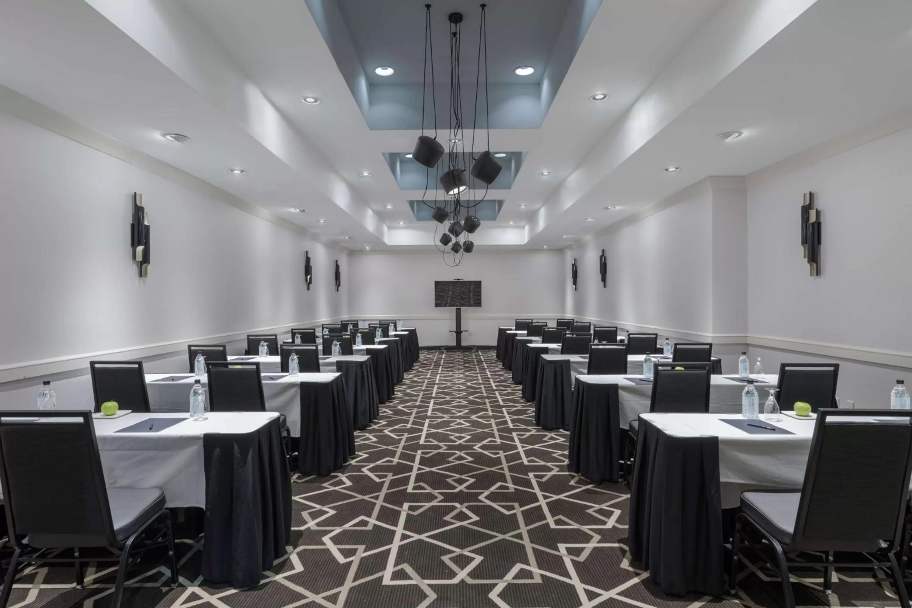 Meeting/conference room in Hilton Boston Woburn