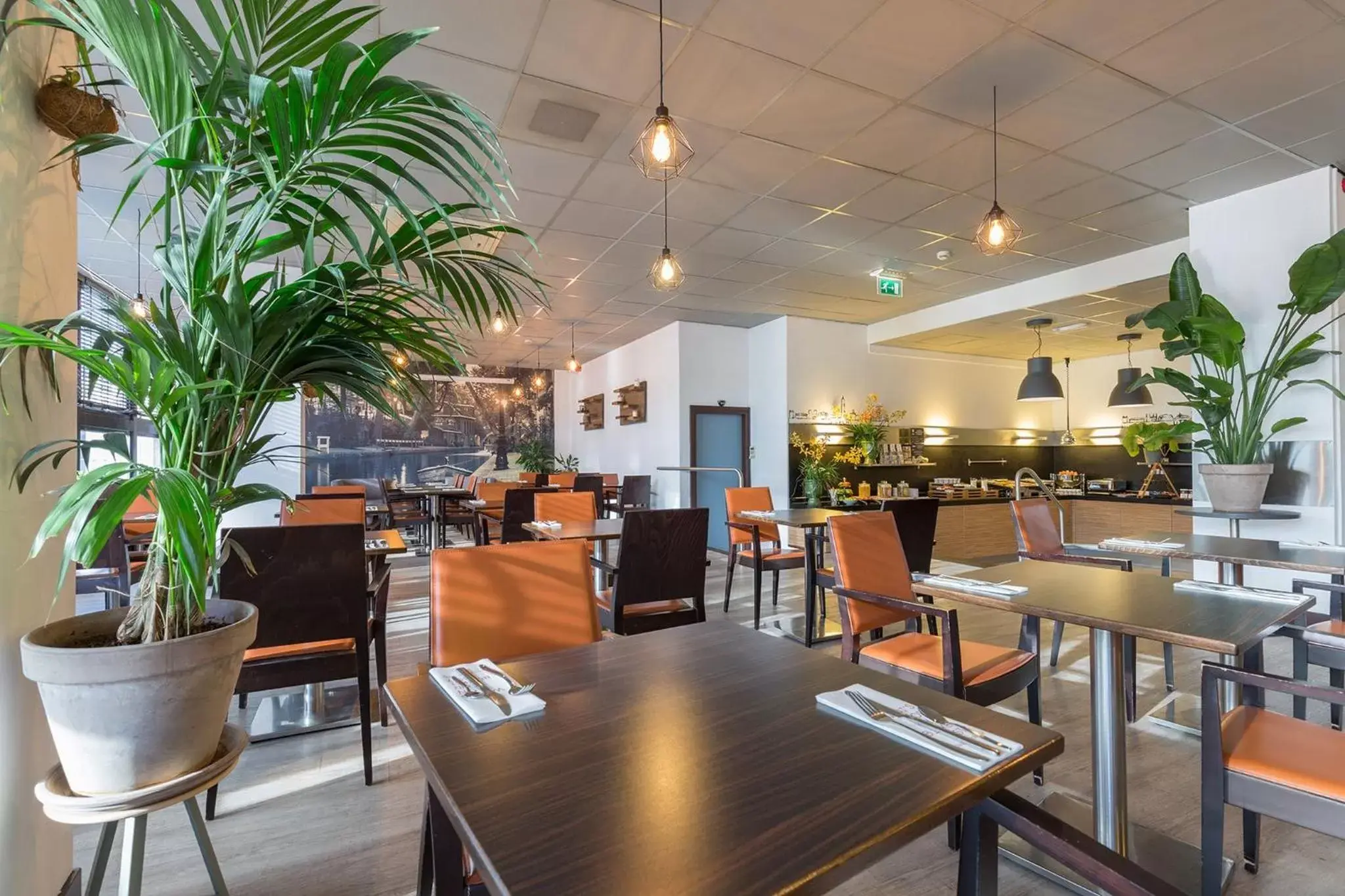 Breakfast, Restaurant/Places to Eat in Leonardo Hotel Utrecht City Center