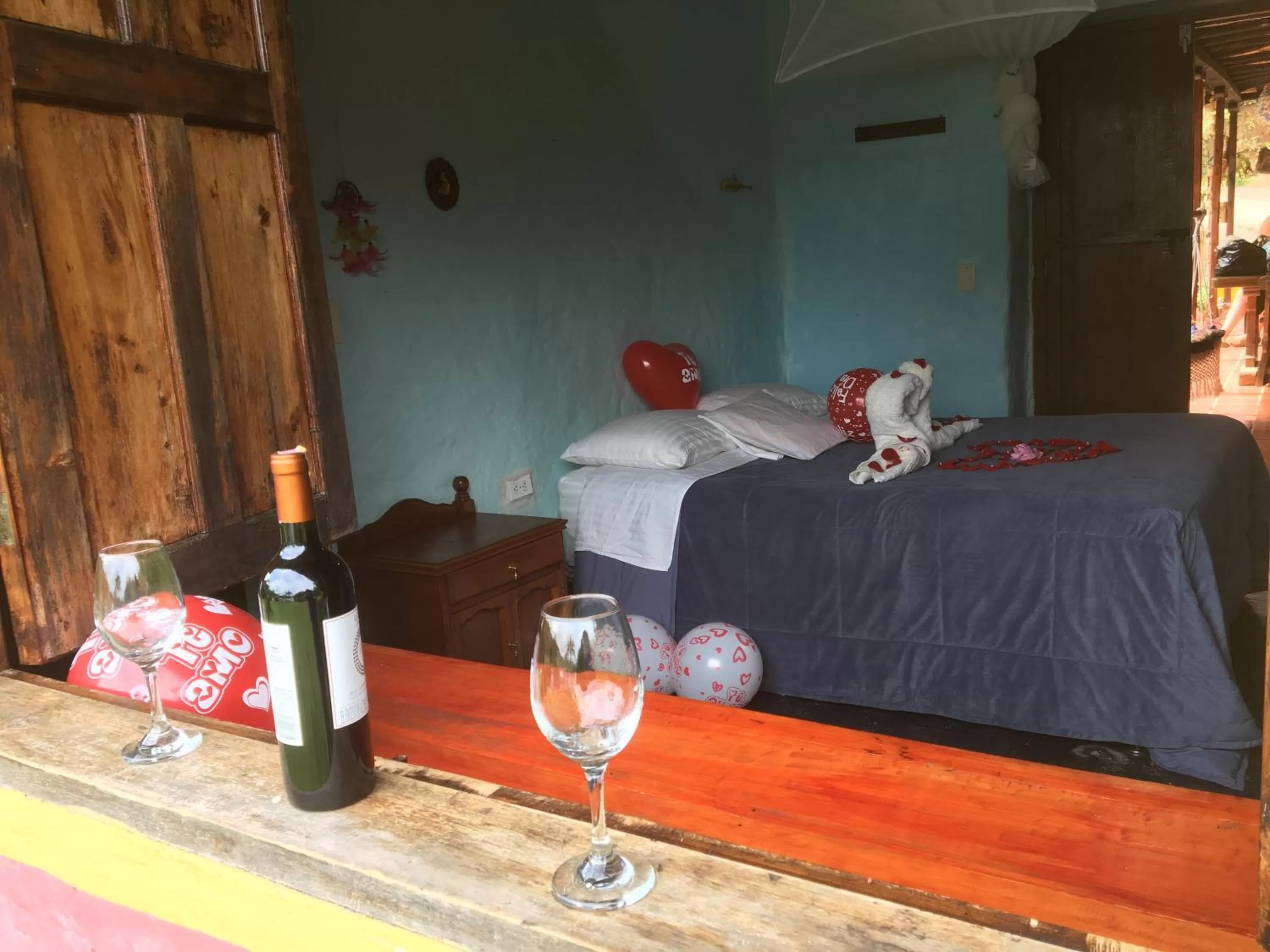 Food and drinks in Casa finca típica the lake hotel