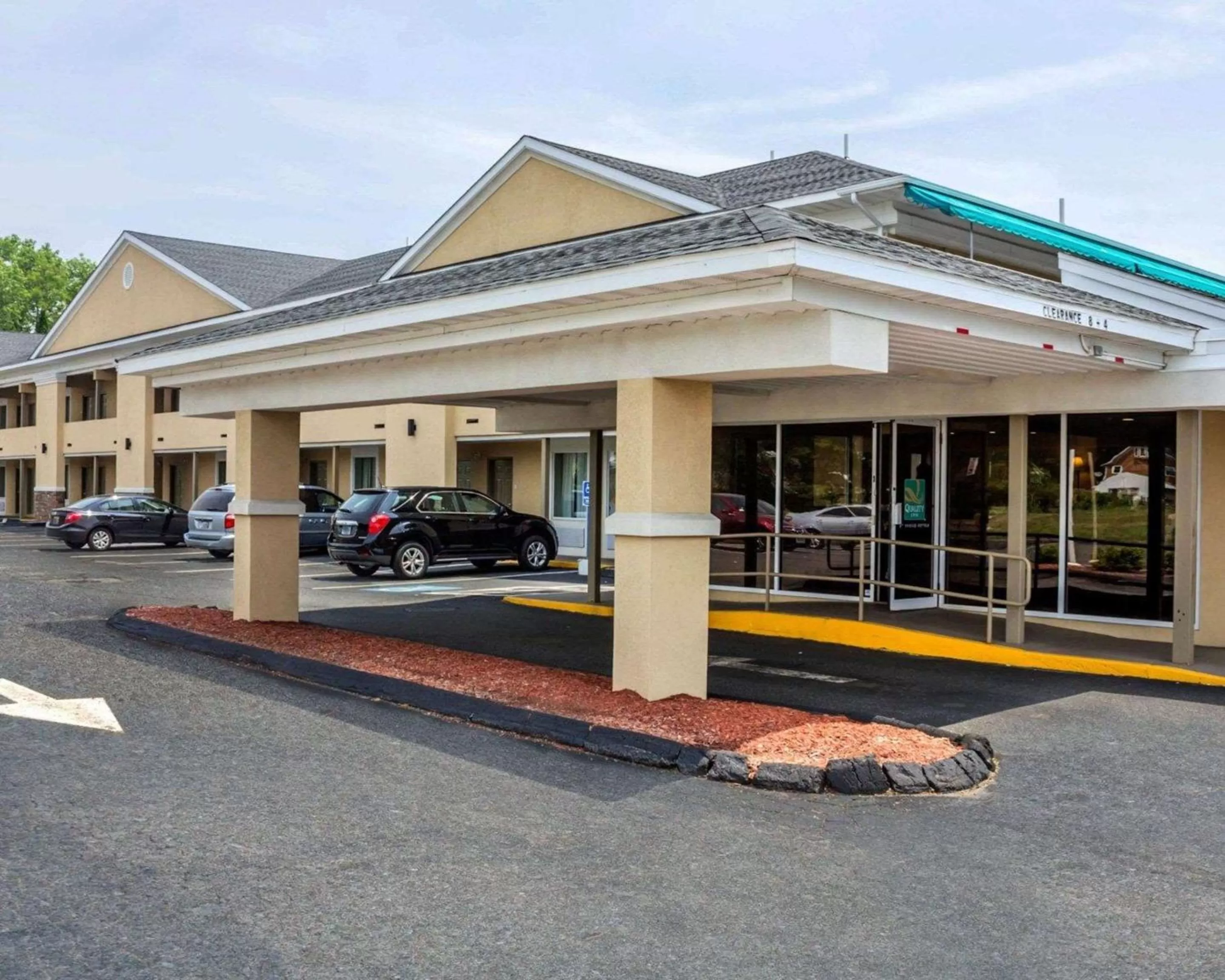 Property building in Quality Inn Waterbury East
