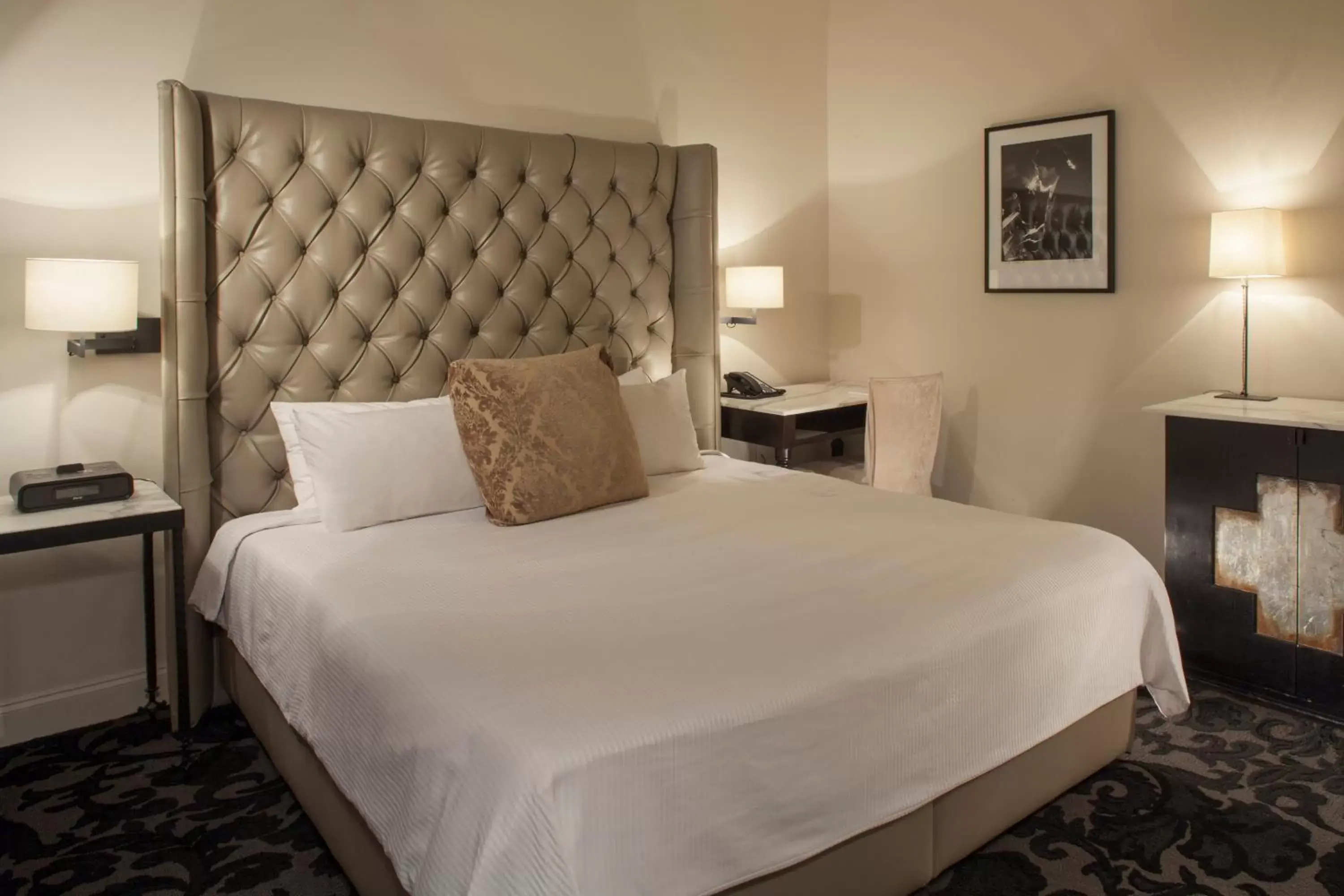 Bed in International House Hotel Bed in International House Hotel